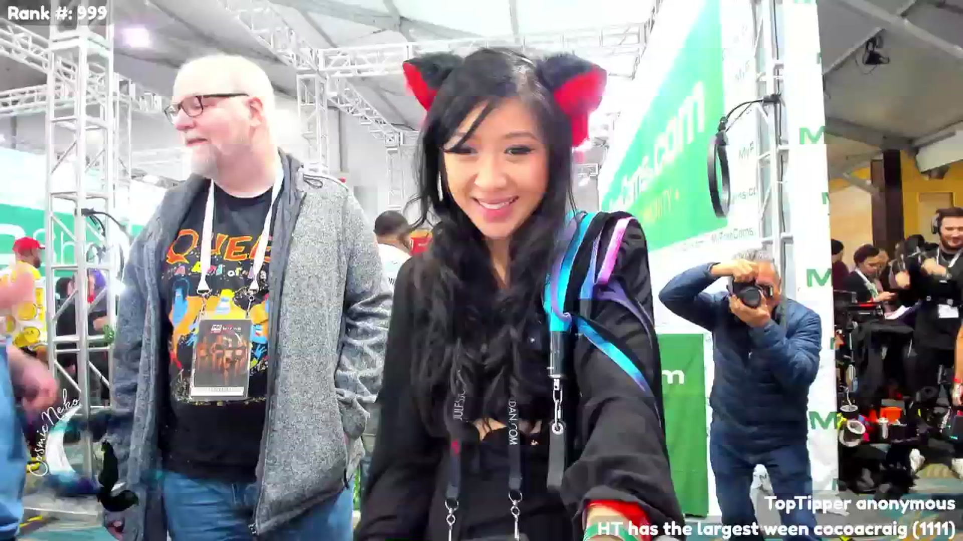 Gallery image thumbnail from CosmicNeko's myfreecams stream on, 01/27/2024, 01:37 image 18 of 20