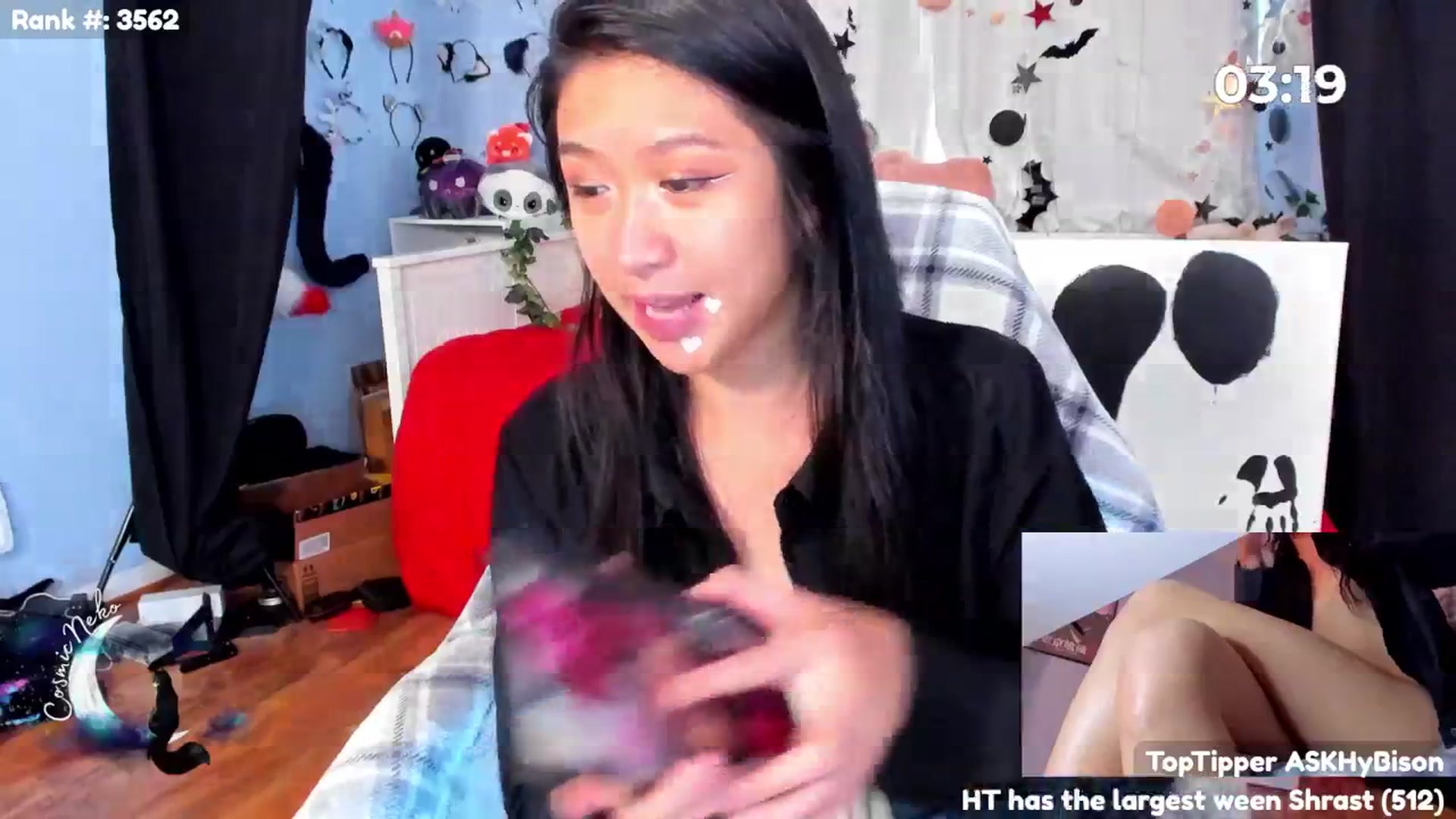 Gallery image thumbnail from CosmicNeko's myfreecams stream on, 06/13/2024, 23:35 image 17 of 20