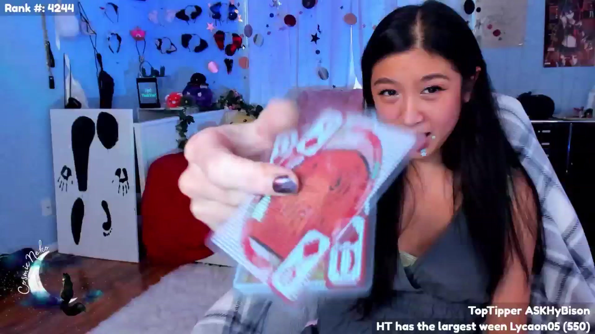 Gallery image thumbnail from CosmicNeko's myfreecams stream on, 06/23/2024, 23:37 image 17 of 20