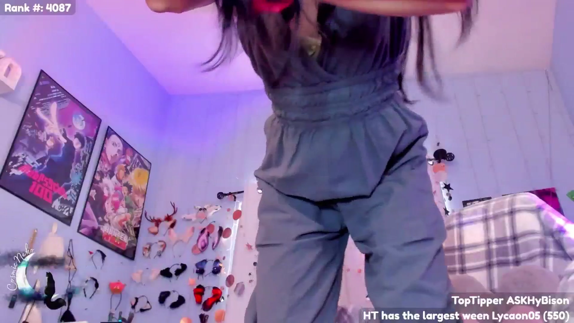 Gallery image thumbnail from CosmicNeko's myfreecams stream on, 06/23/2024, 23:37 image 19 of 20