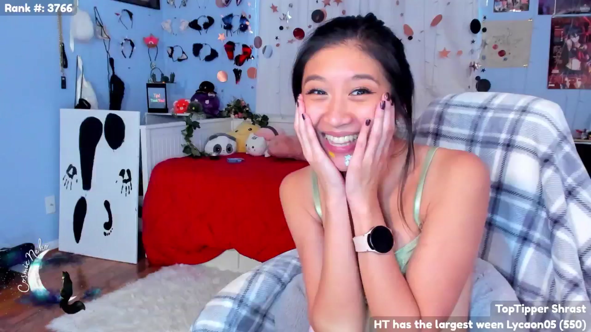 Gallery image thumbnail from CosmicNeko's myfreecams stream on, 06/24/2024, 01:06 image 17 of 20
