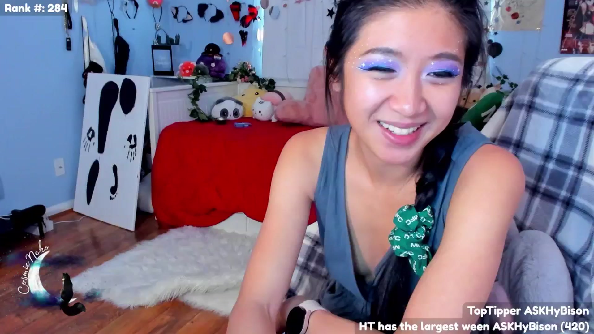 Gallery image thumbnail from CosmicNeko's myfreecams stream on, 07/01/2024, 17:50 image 17 of 20