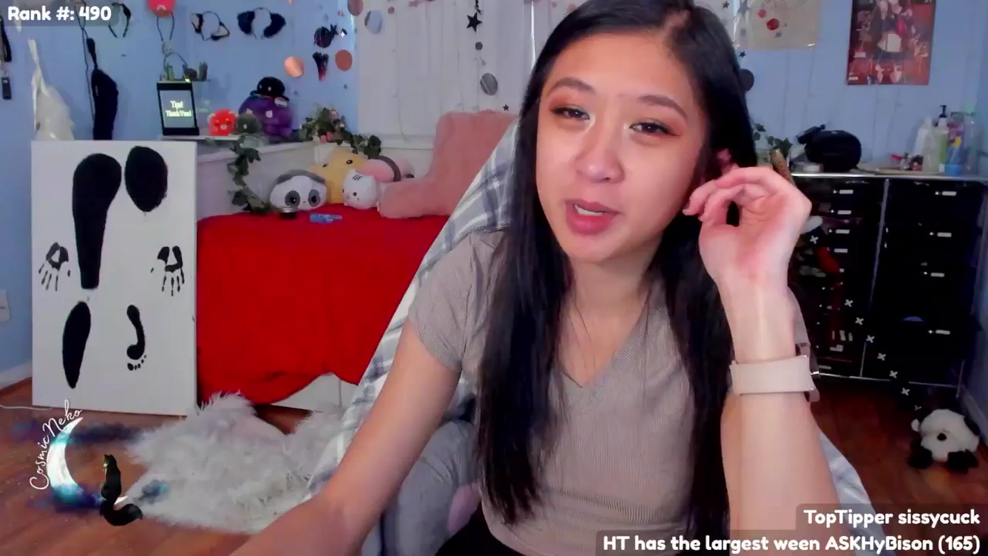 Gallery image thumbnail from CosmicNeko's myfreecams stream on, 07/08/2024, 24:10 image 17 of 20