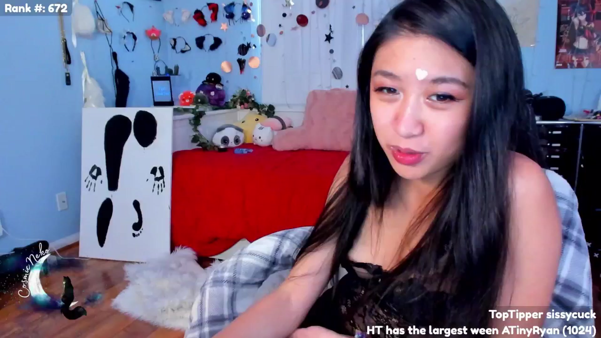 Gallery image thumbnail from CosmicNeko's myfreecams stream on, 07/12/2024, 23:33 image 17 of 20