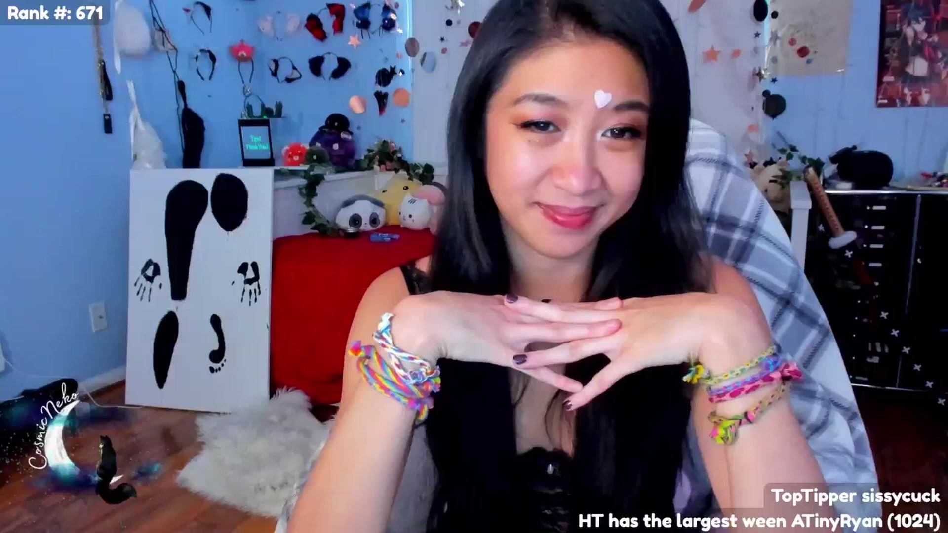 Gallery image thumbnail from CosmicNeko's myfreecams stream on, 07/12/2024, 23:33 image 15 of 20