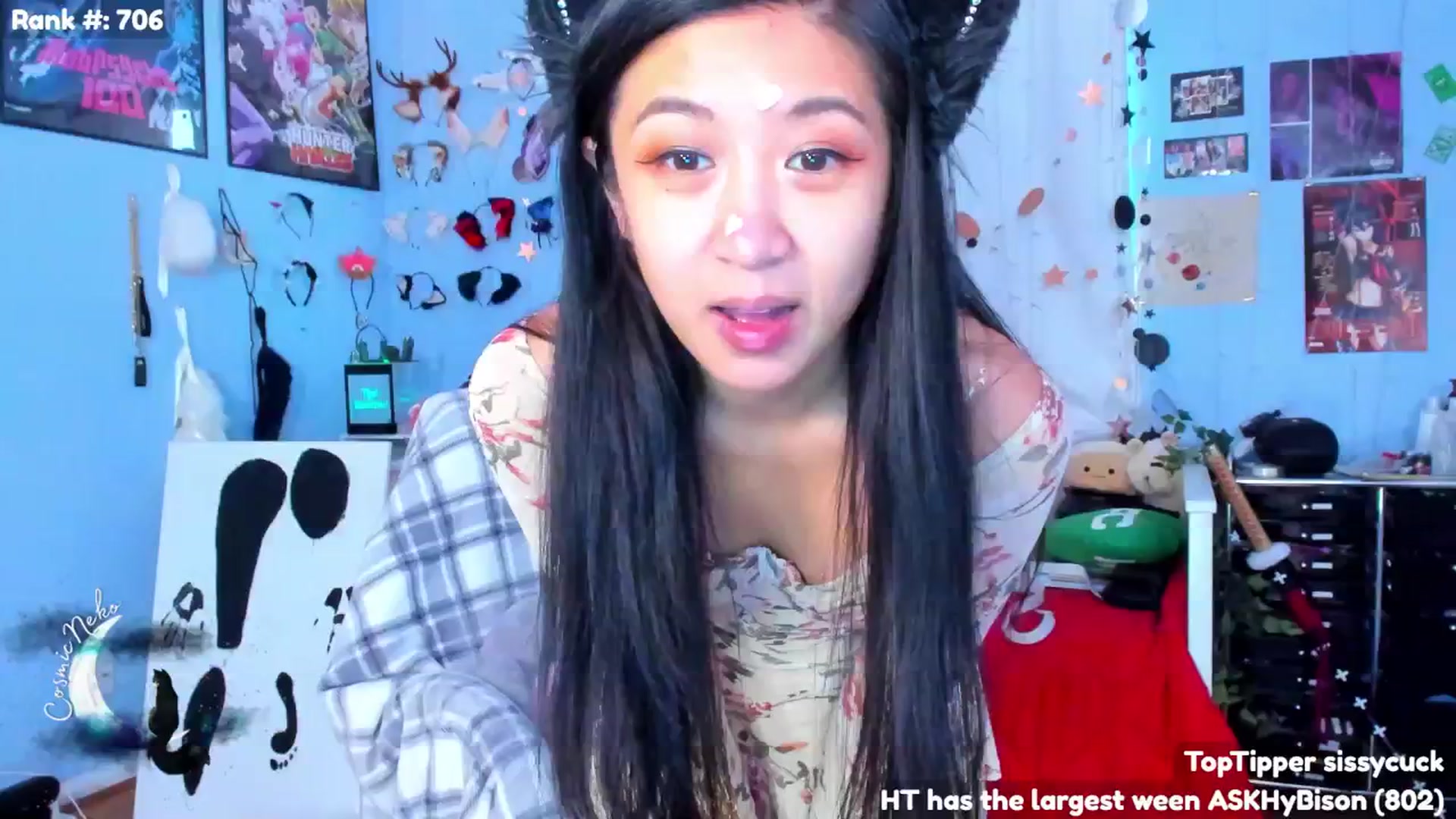 Gallery image thumbnail from CosmicNeko's myfreecams stream on, 07/14/2024, 23:32 image 9 of 20