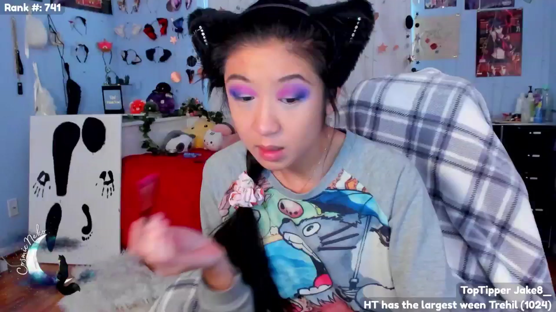 Gallery image thumbnail from CosmicNeko's myfreecams stream on, 07/23/2024, 19:42 image 7 of 20