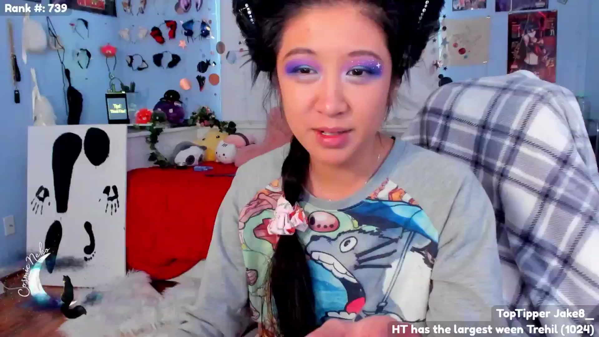 Gallery image thumbnail from CosmicNeko's myfreecams stream on, 07/23/2024, 19:42 image 10 of 20