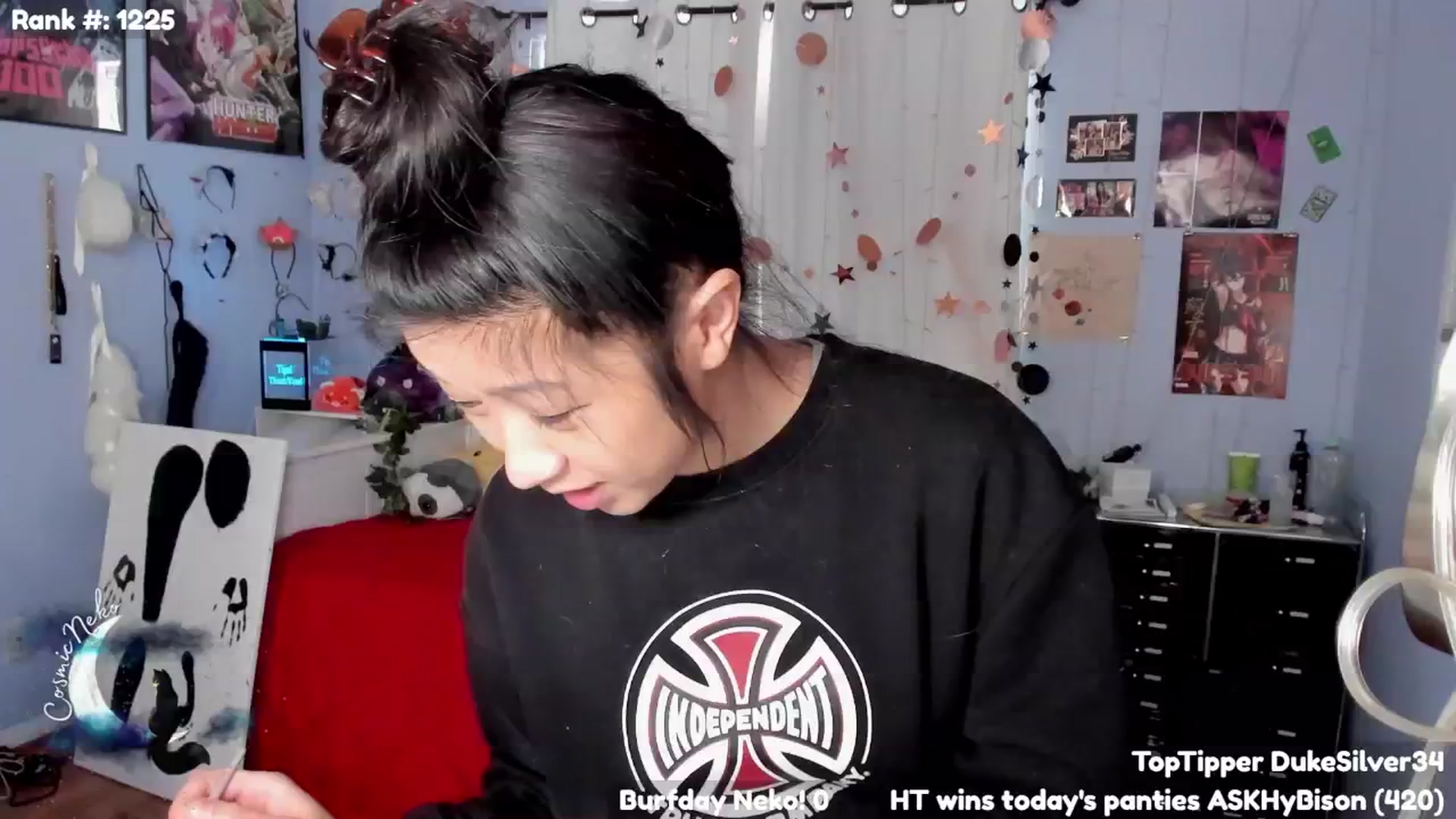 Gallery image thumbnail from CosmicNeko's myfreecams stream on, 10/31/2024, 23:29 image 3 of 20