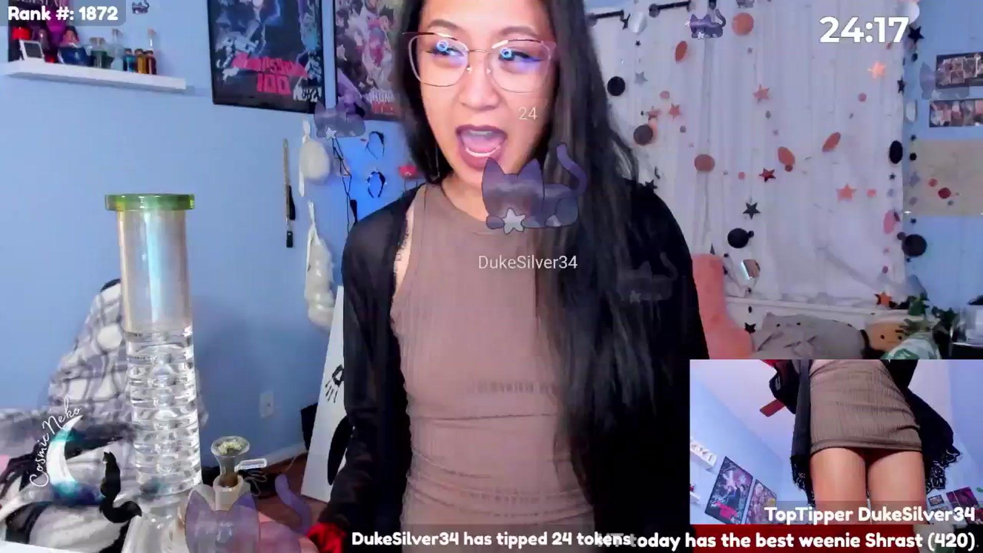 Gallery image thumbnail from CosmicNeko's myfreecams stream on, 11/27/2024, 04:35 image 16 of 20