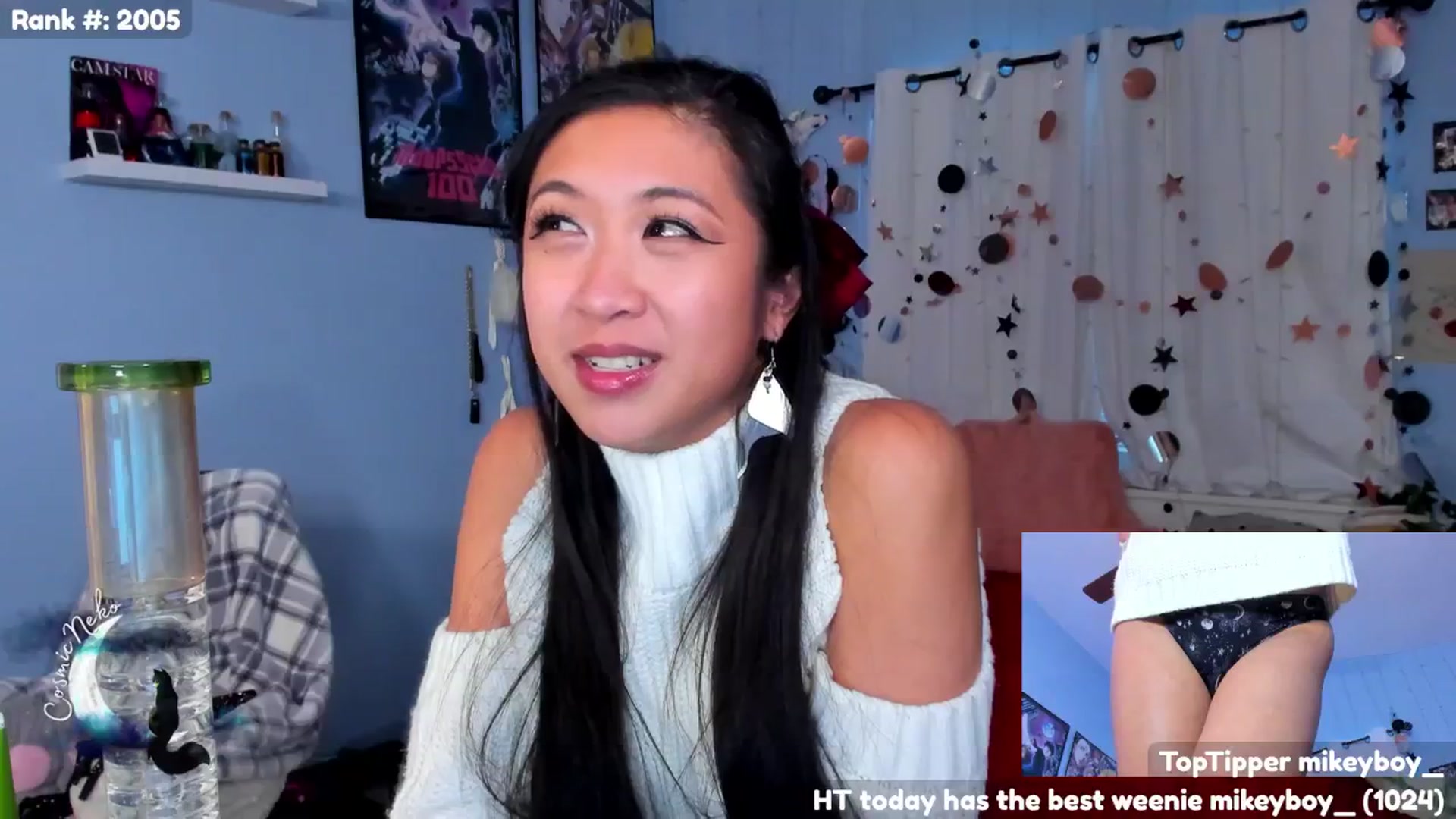 Gallery image thumbnail from CosmicNeko's myfreecams stream on, 12/05/2024, 24:28 image 5 of 20