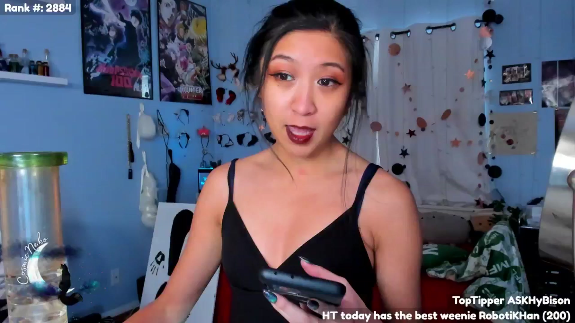 Gallery image thumbnail from CosmicNeko's myfreecams stream on, 12/12/2024, 20:40 image 12 of 20