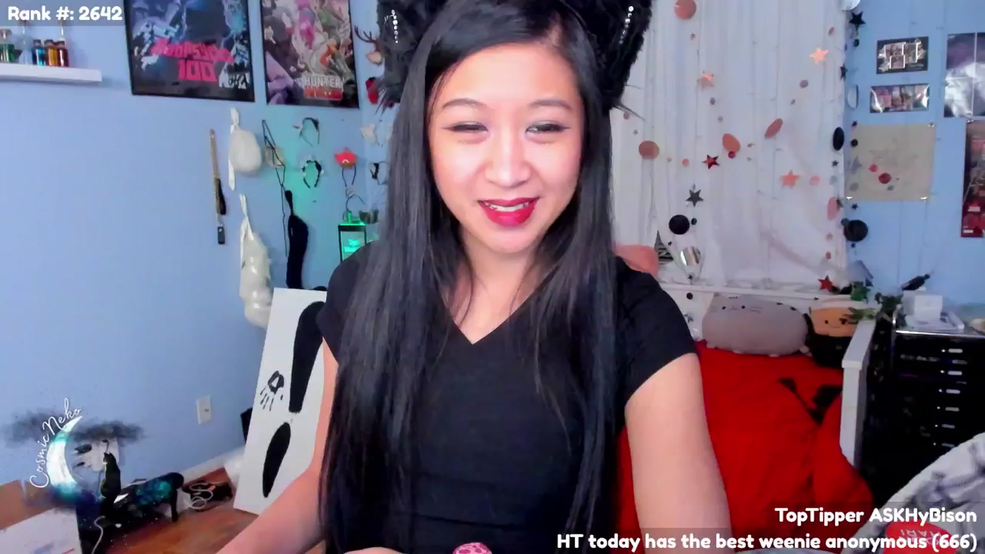 Gallery image thumbnail from CosmicNeko's myfreecams stream on, 01/12/2025, 04:06 image 6 of 20