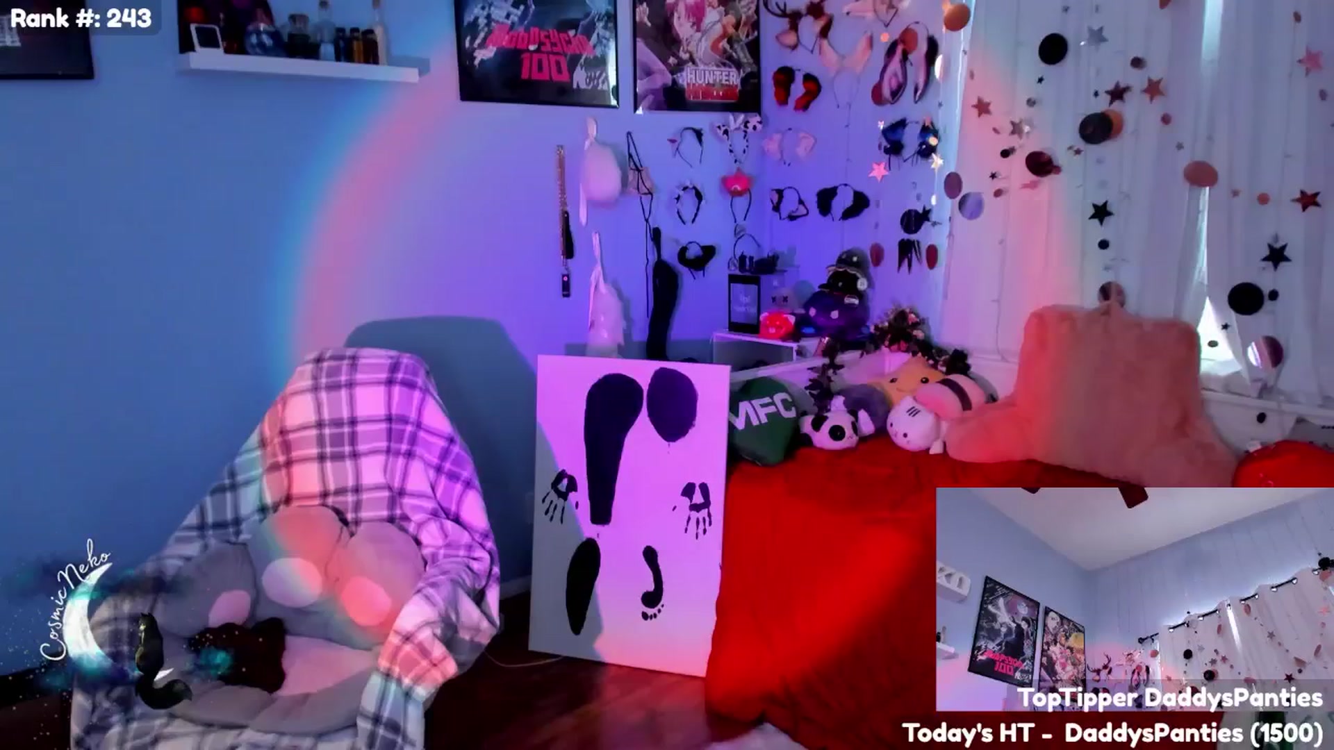 Gallery image thumbnail from CosmicNeko's myfreecams stream on, 06/01/2025, 19:55 image 12 of 20