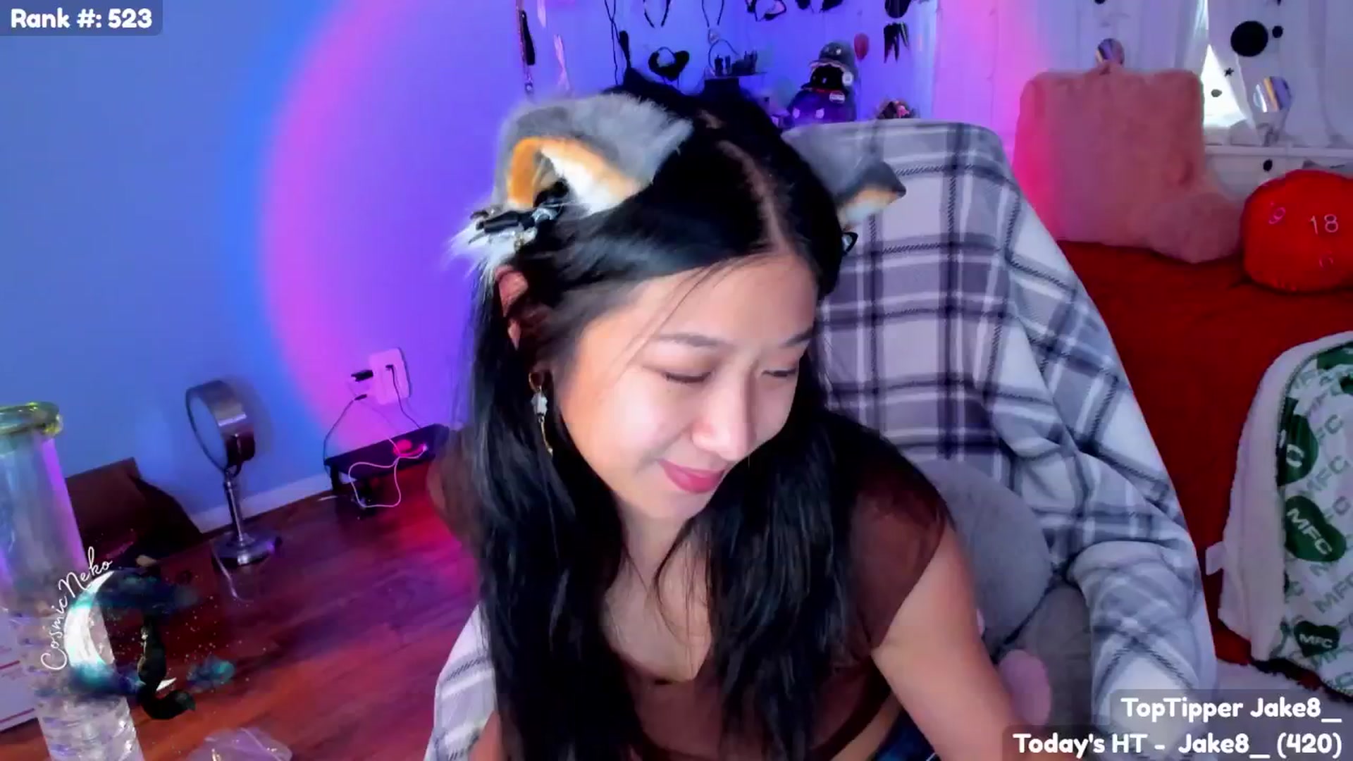 Gallery image thumbnail from CosmicNeko's myfreecams stream on, 06/01/2025, 19:55 image 9 of 20