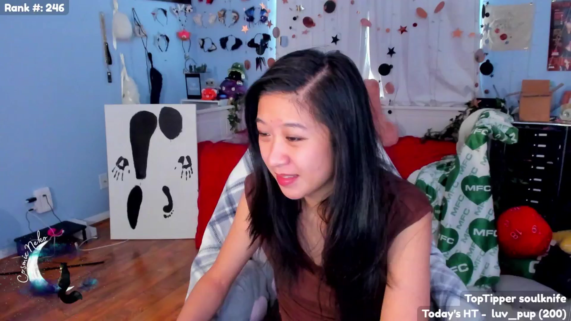 Gallery image thumbnail from CosmicNeko's myfreecams stream on, 07/02/2025, 17:45 image 10 of 20