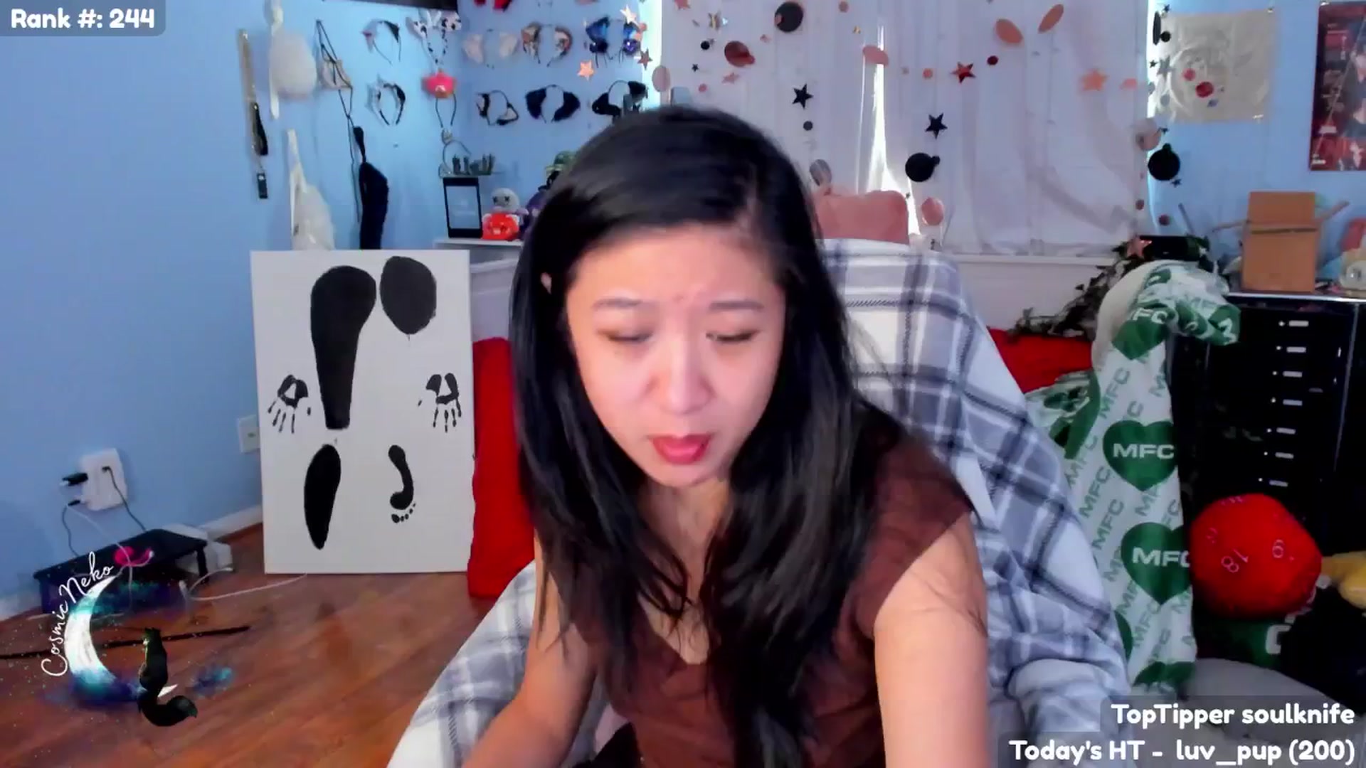 Gallery image thumbnail from CosmicNeko's myfreecams stream on, 07/02/2025, 17:45 image 2 of 20