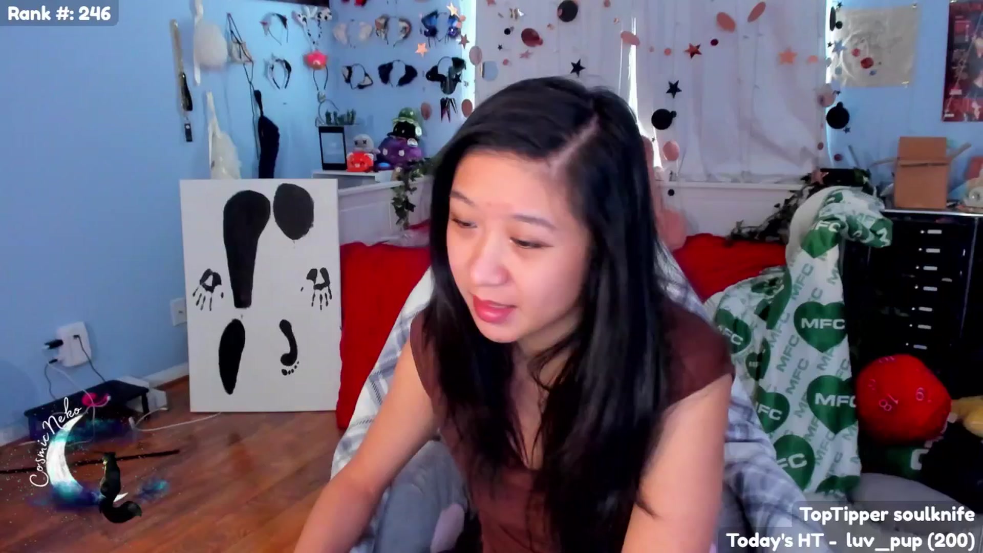 Gallery image thumbnail from CosmicNeko's myfreecams stream on, 07/02/2025, 17:45 image 13 of 20