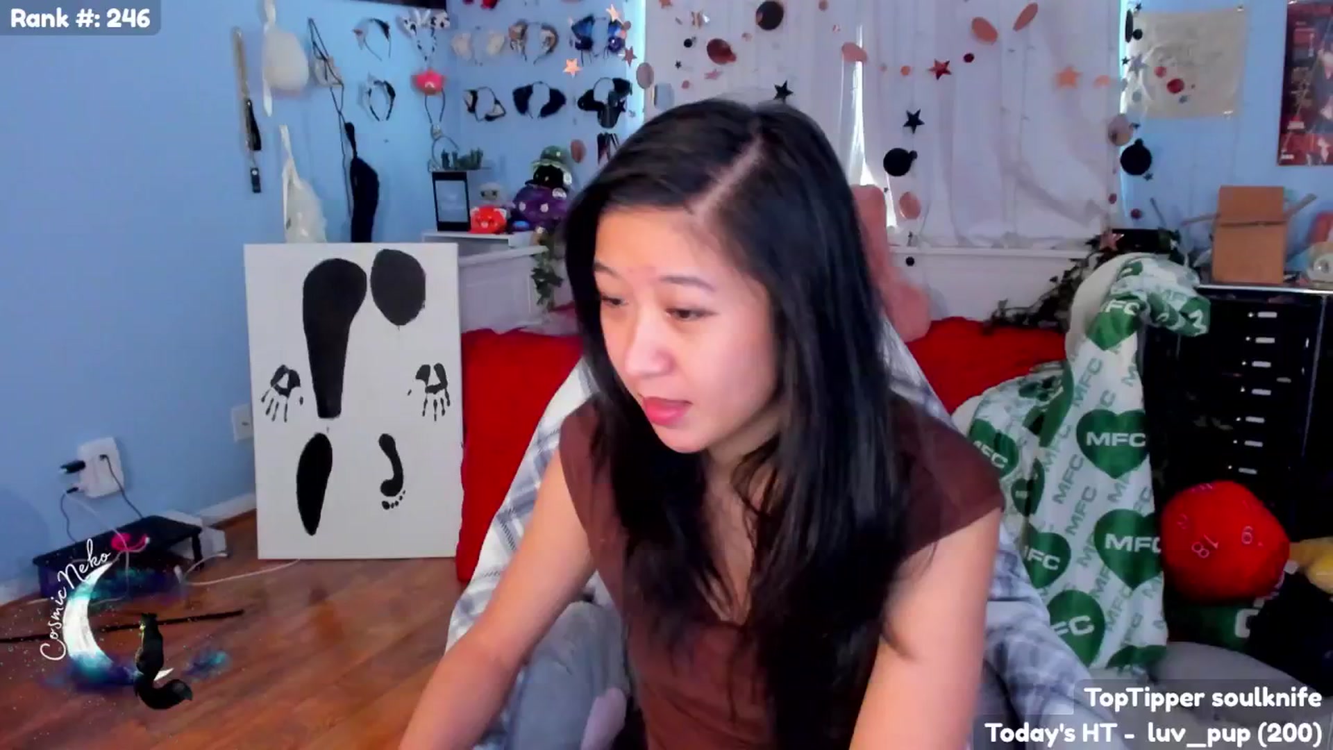Gallery image thumbnail from CosmicNeko's myfreecams stream on, 07/02/2025, 17:45 image 12 of 20