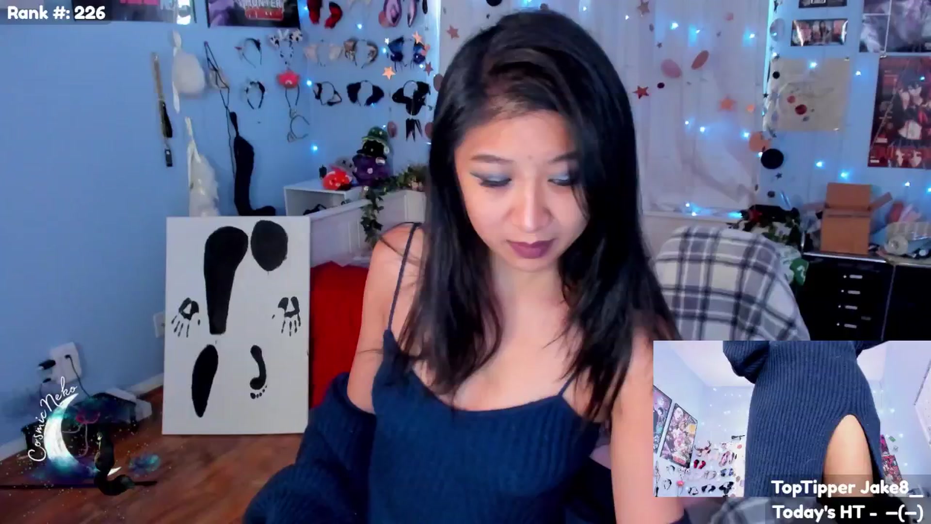 Gallery image thumbnail from CosmicNeko's myfreecams stream on, 07/05/2025, 01:04 image 1 of 20