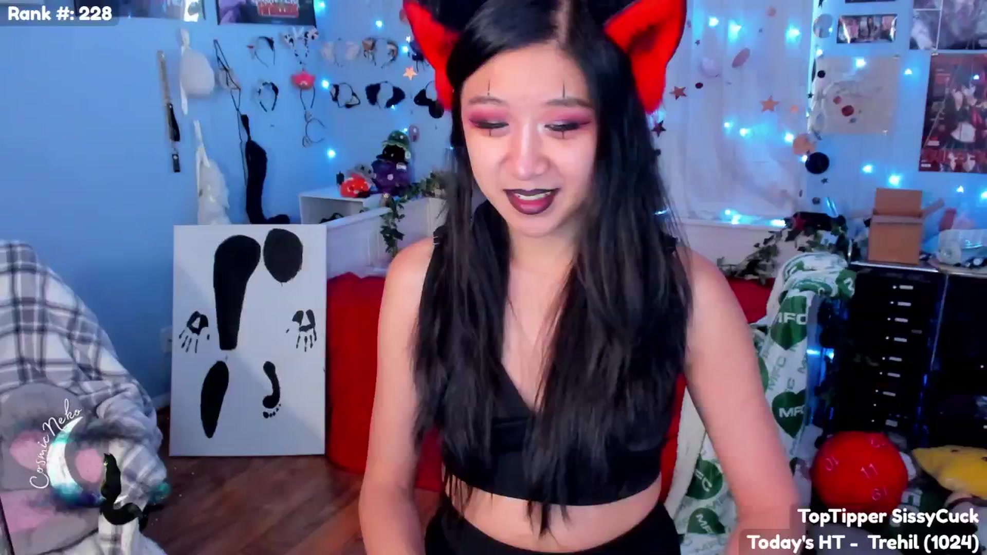 Gallery image thumbnail from CosmicNeko's myfreecams stream on, 07/07/2025, 24:48 image 5 of 20
