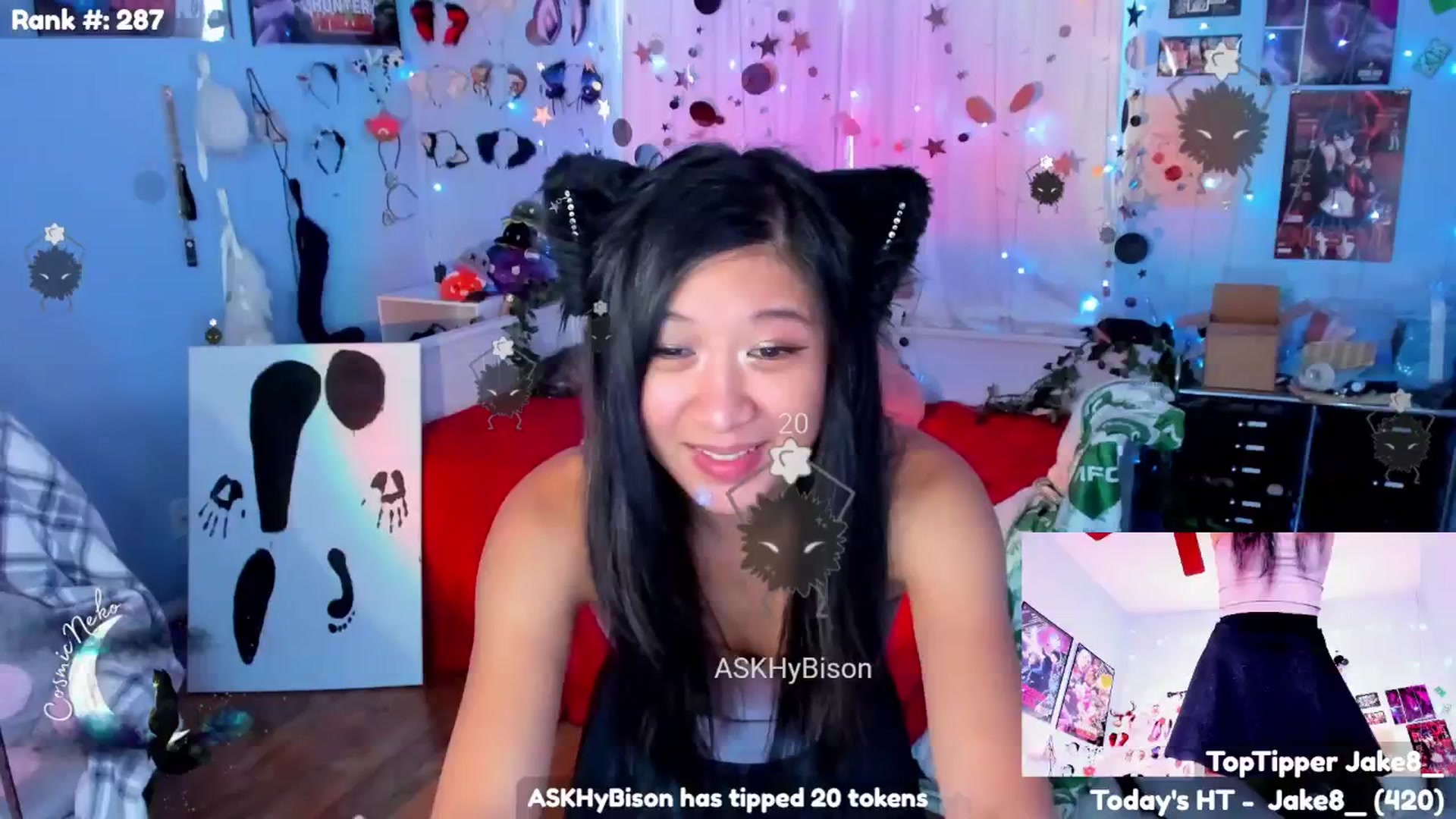 Gallery image thumbnail from CosmicNeko's myfreecams stream on, 07/10/2025, 23:30 image 17 of 20
