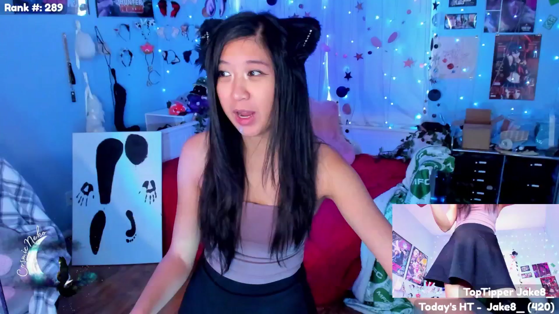 Gallery image thumbnail from CosmicNeko's myfreecams stream on, 07/10/2025, 23:30 image 16 of 20
