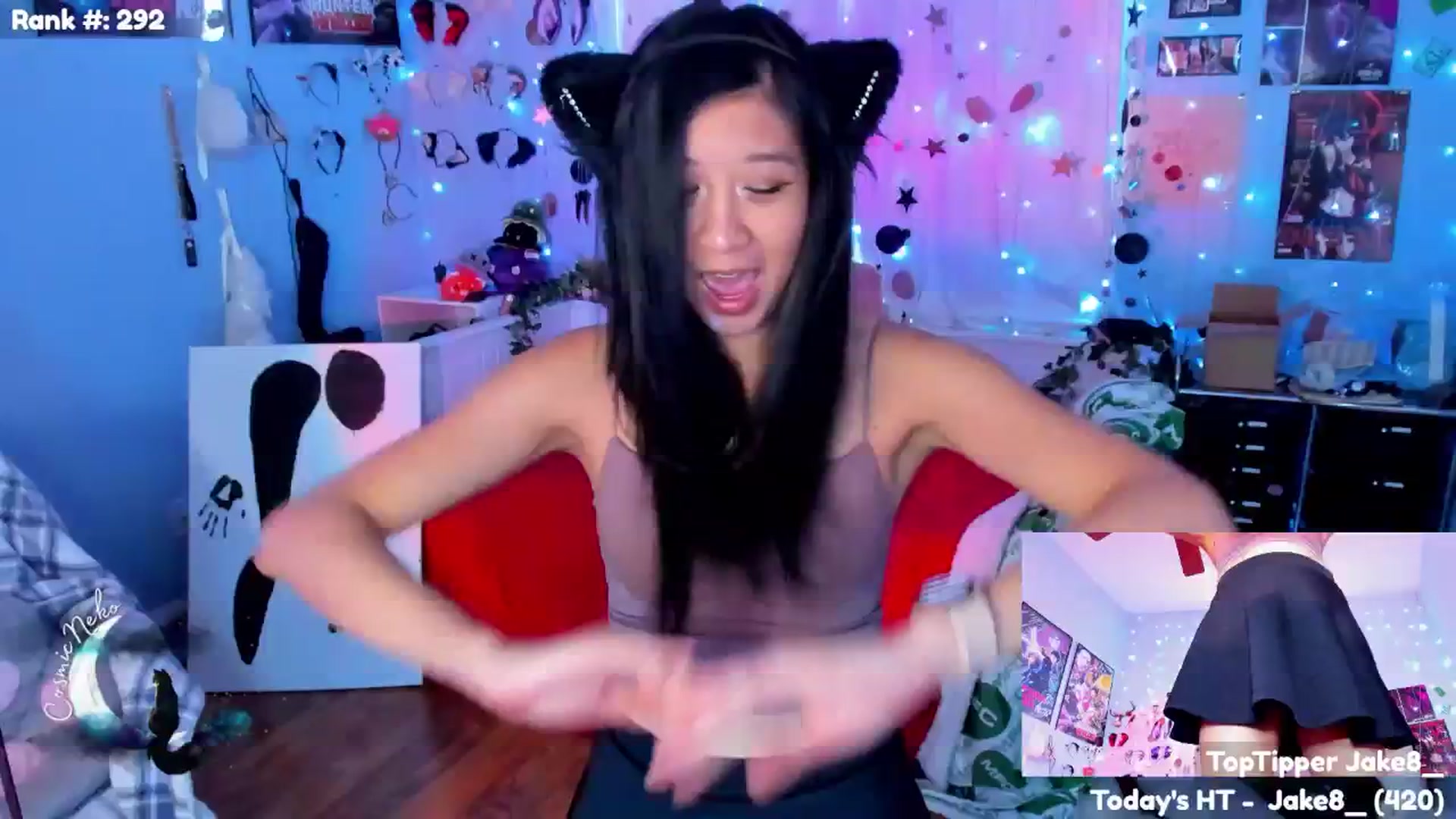 Gallery image thumbnail from CosmicNeko's myfreecams stream on, 07/10/2025, 23:30 image 5 of 20