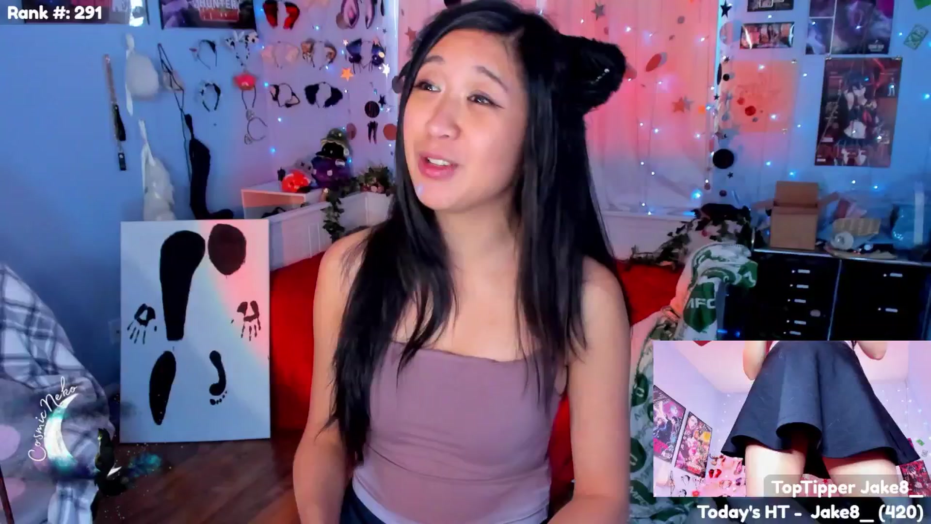 Gallery image thumbnail from CosmicNeko's myfreecams stream on, 07/10/2025, 23:30 image 11 of 20