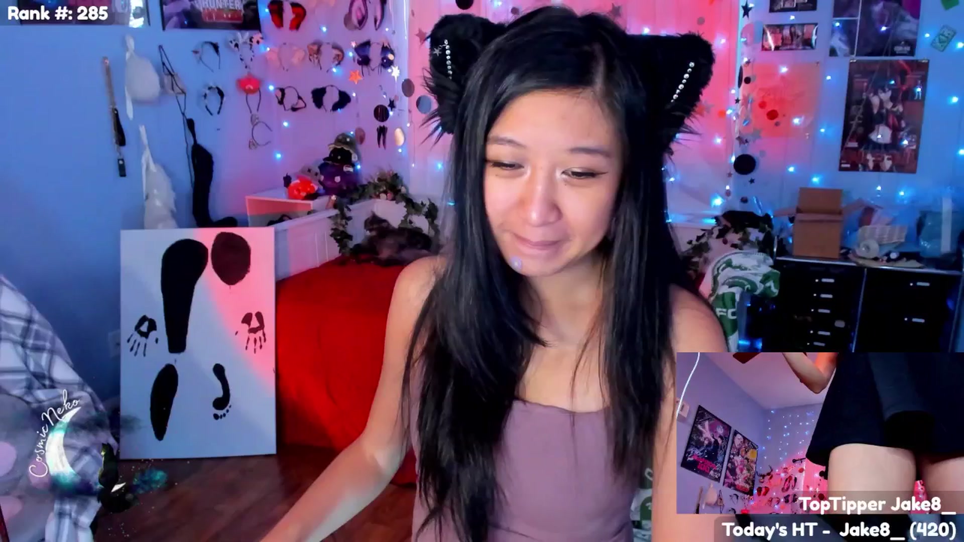 Gallery image thumbnail from CosmicNeko's myfreecams stream on, 07/11/2025, 24:44 image 7 of 20