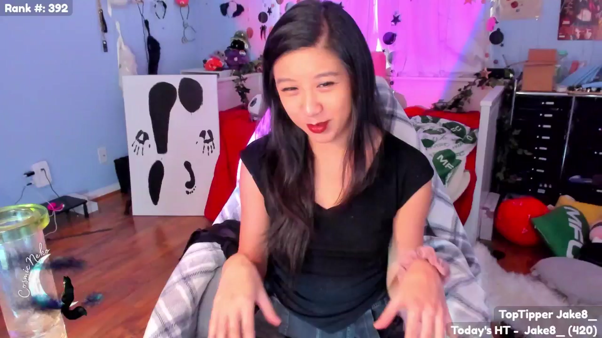 Gallery image thumbnail from CosmicNeko's myfreecams stream on, 07/18/2025, 24:04 image 1 of 20