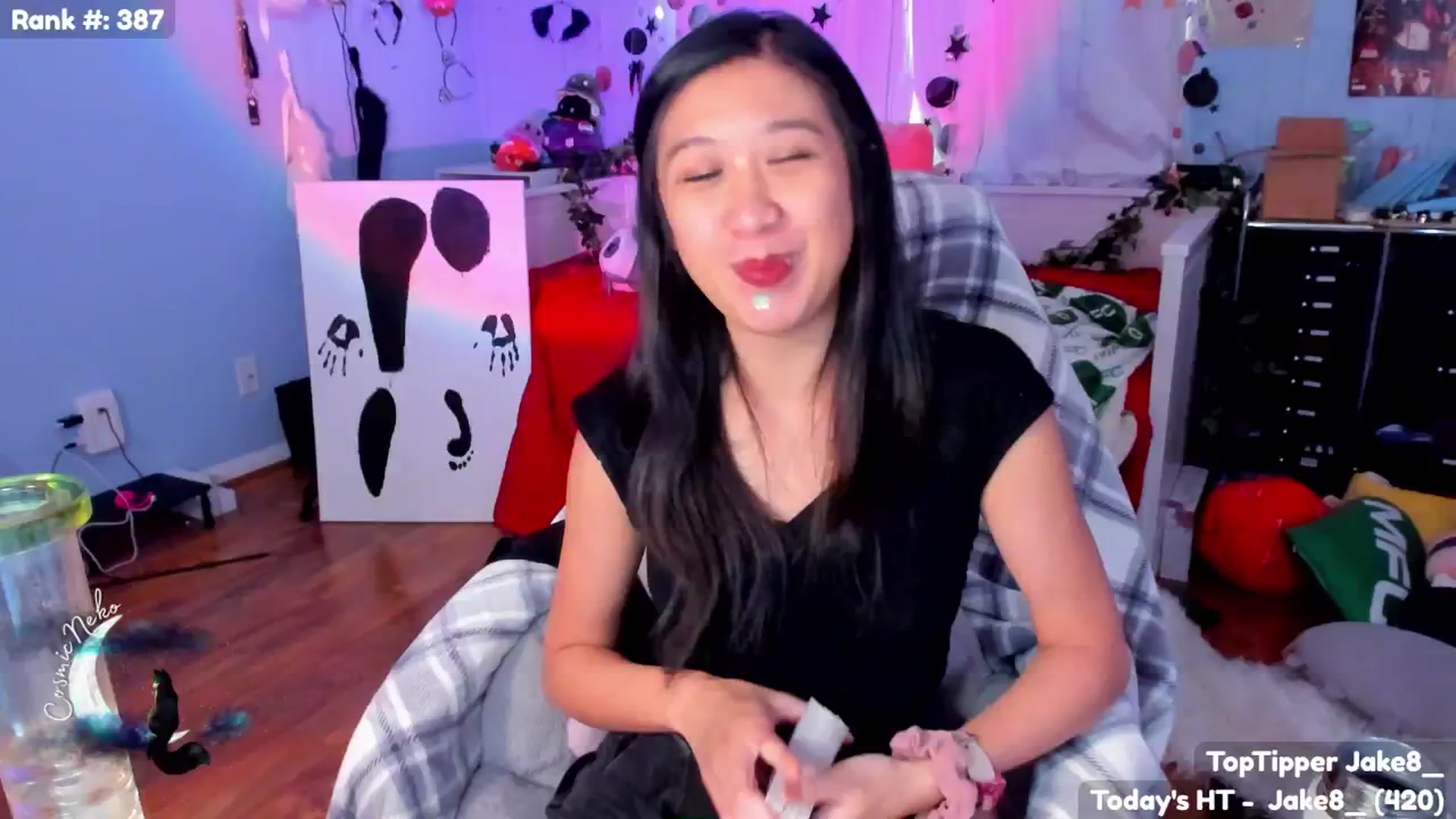 Gallery image thumbnail from CosmicNeko's myfreecams stream on, 07/18/2025, 24:55 image 1 of 20