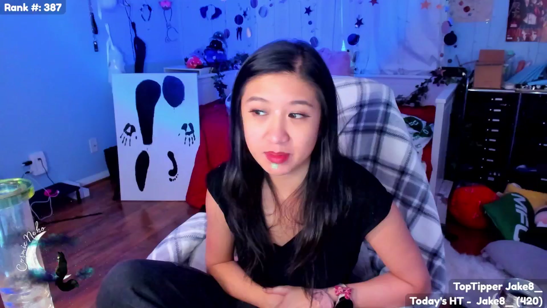 Gallery image thumbnail from CosmicNeko's myfreecams stream on, 07/18/2025, 24:55 image 12 of 20