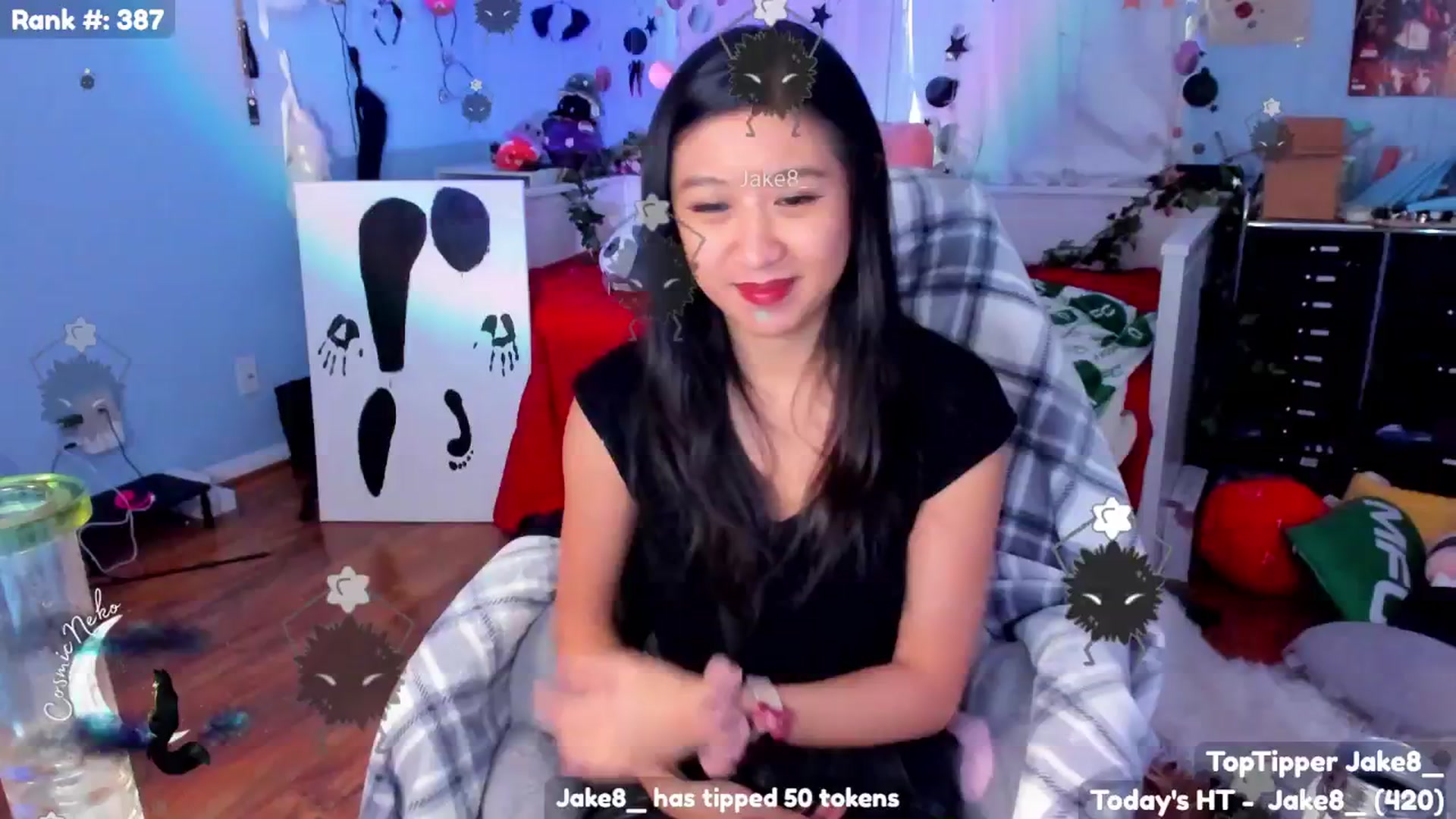 Gallery image thumbnail from CosmicNeko's myfreecams stream on, 07/18/2025, 24:55 image 5 of 20