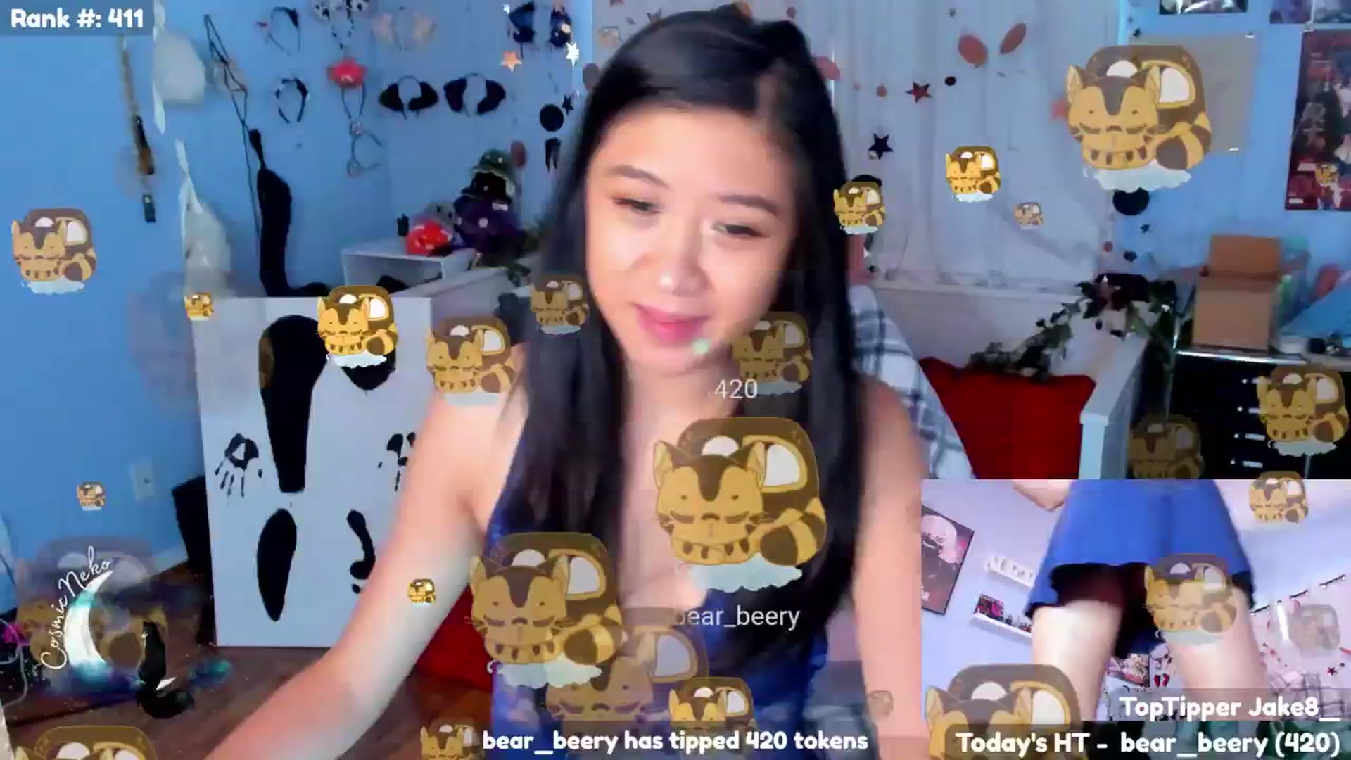 Gallery image thumbnail from CosmicNeko's myfreecams stream on, 07/21/2025, 02:01 image 7 of 20