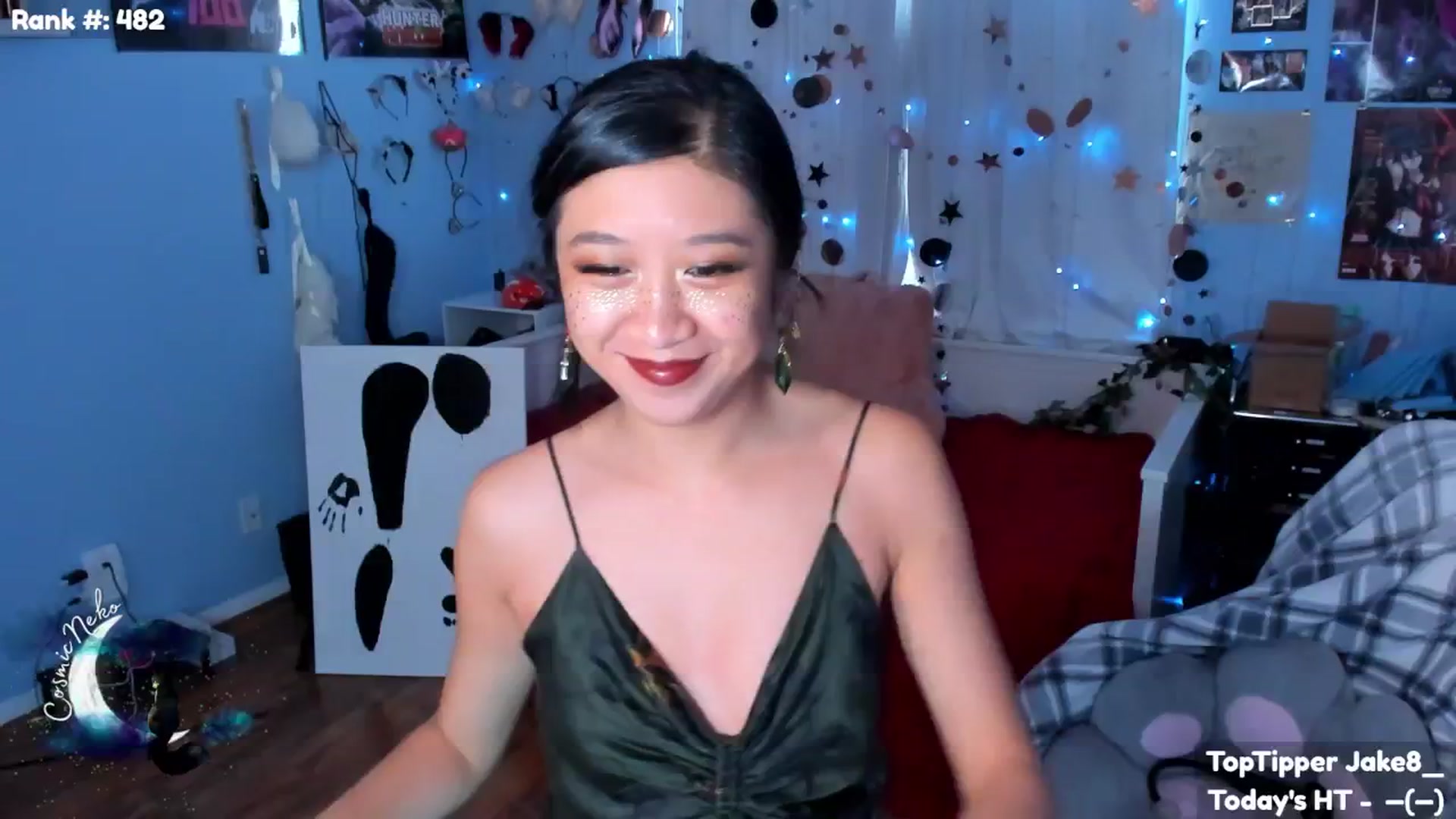 Gallery image thumbnail from CosmicNeko's myfreecams stream on, 07/26/2025, 01:33 image 1 of 20