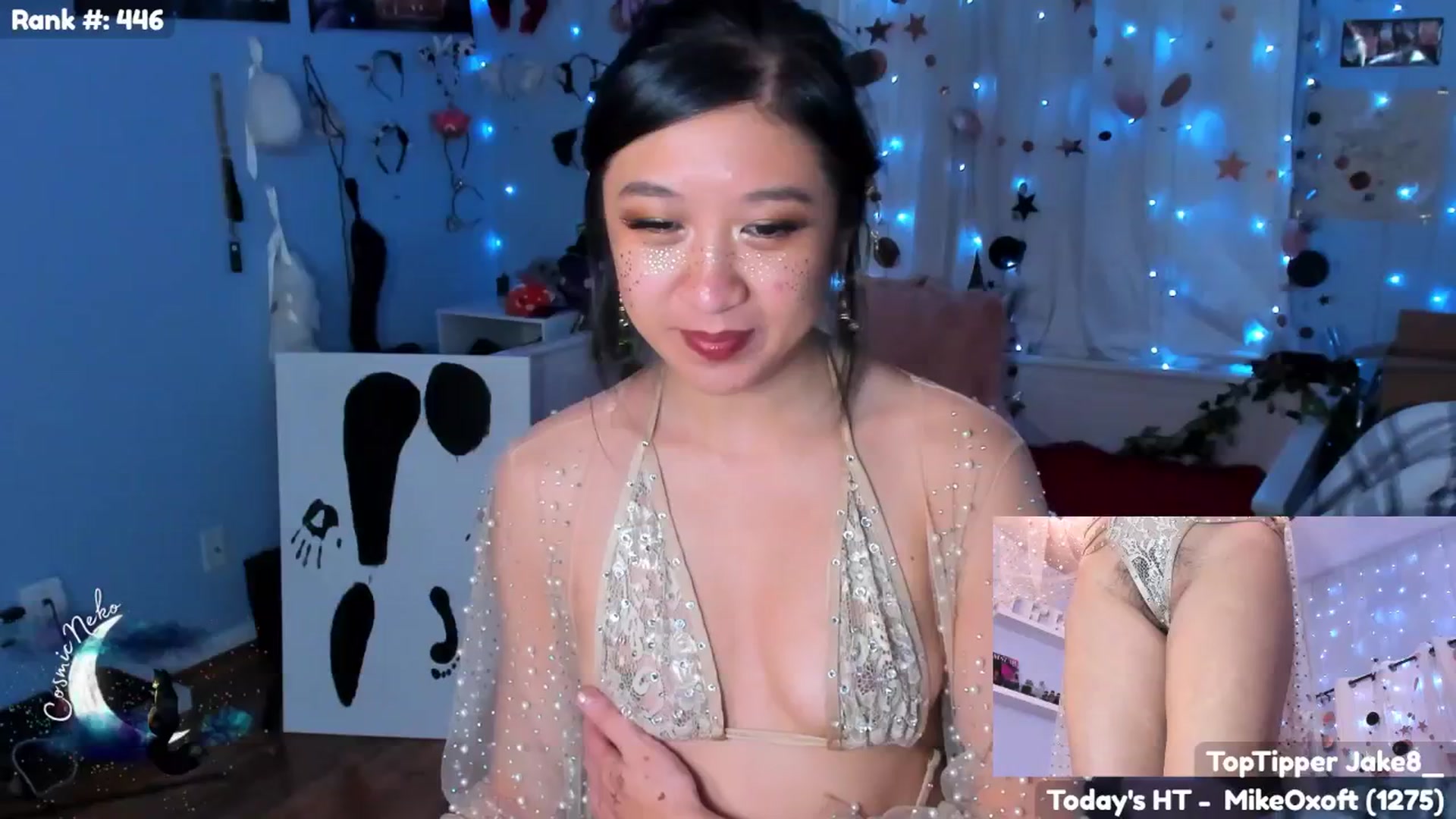 Gallery image thumbnail from CosmicNeko's myfreecams stream on, 07/26/2025, 05:32 image 15 of 20
