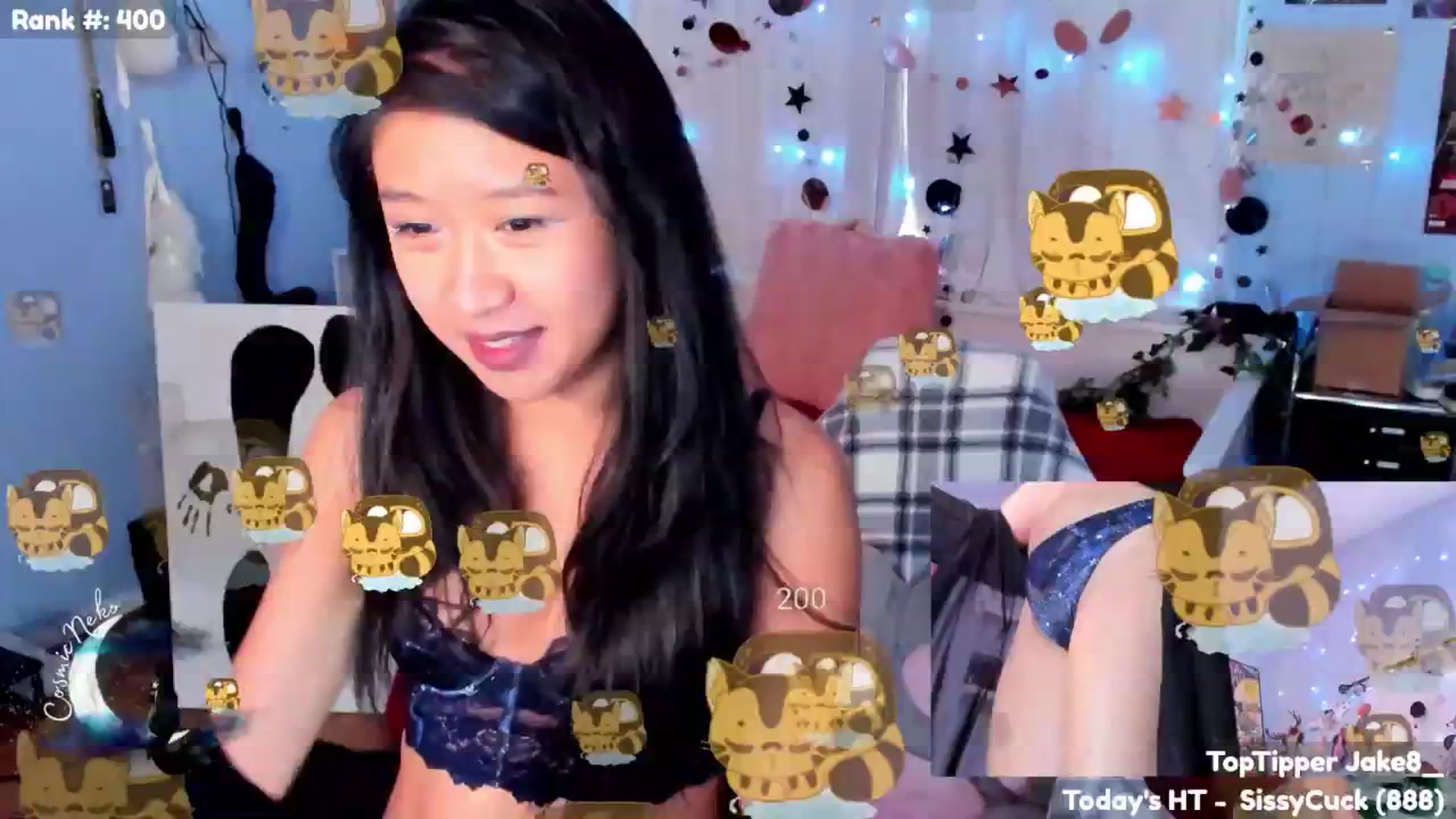 Gallery image thumbnail from CosmicNeko's myfreecams stream on, 08/01/2025, 02:21 image 9 of 20