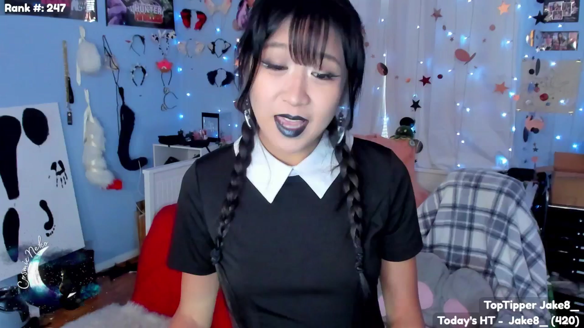 Gallery image thumbnail from CosmicNeko's myfreecams stream on, 10/16/2025, 24:39 image 5 of 20