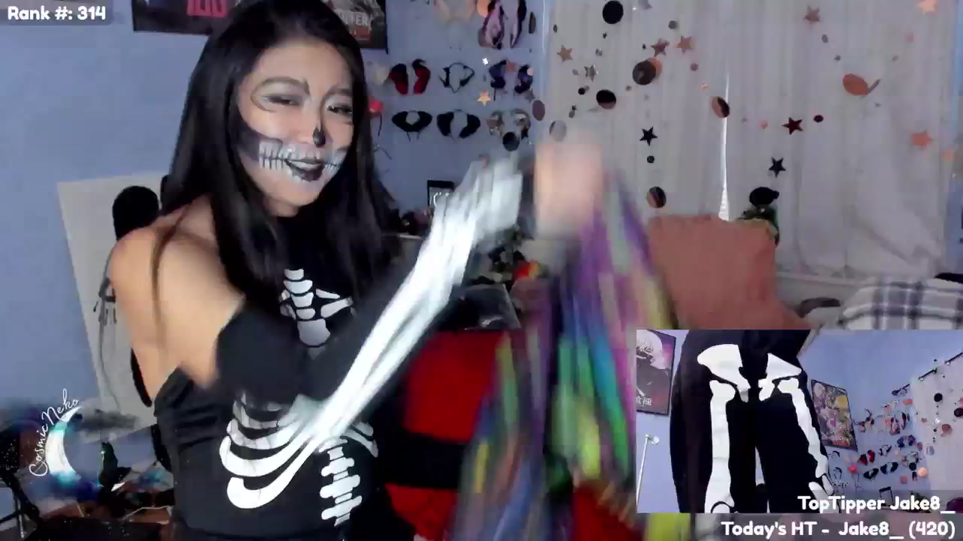Gallery image thumbnail from CosmicNeko's myfreecams stream on, 10/22/2025, 24:43 image 10 of 20