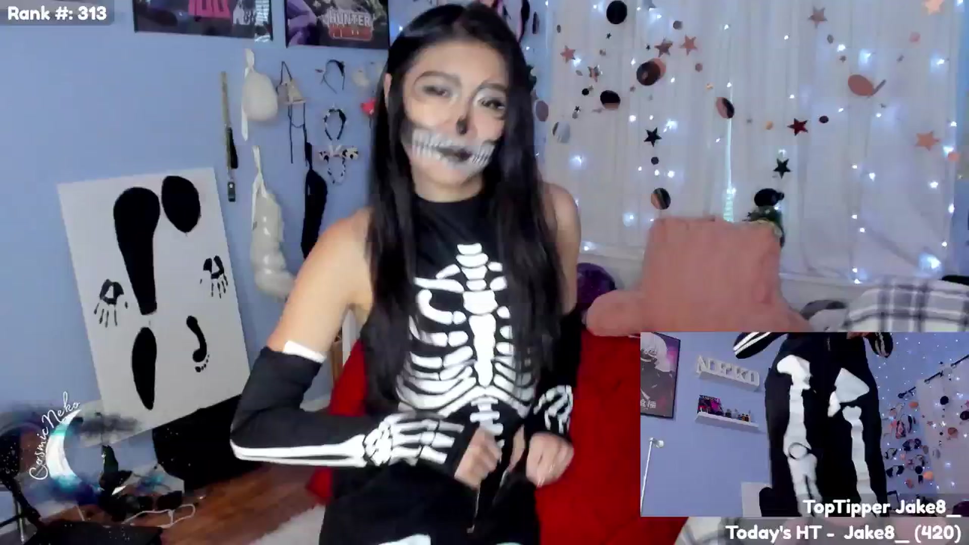 Gallery image thumbnail from CosmicNeko's myfreecams stream on, 10/22/2025, 24:43 image 13 of 20
