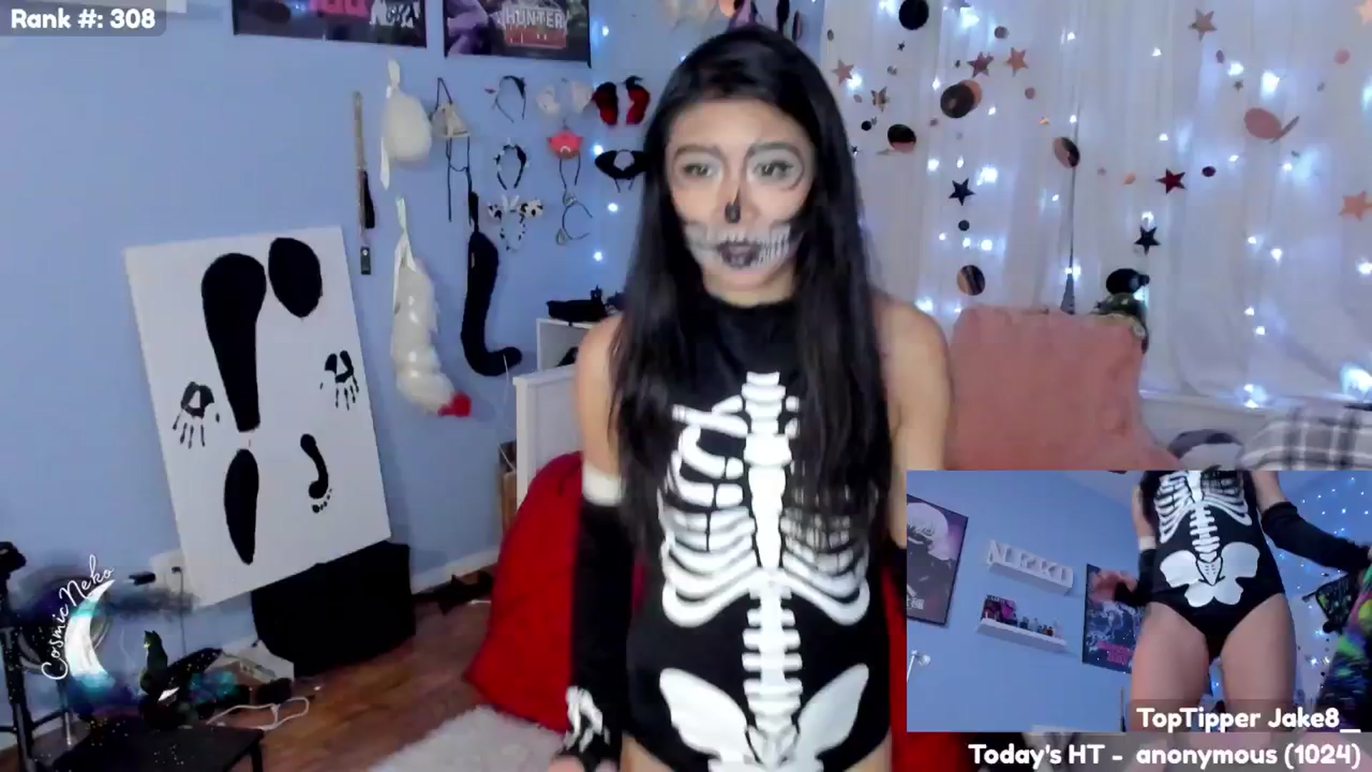 Gallery image thumbnail from CosmicNeko's myfreecams stream on, 10/22/2025, 04:12 image 1 of 20