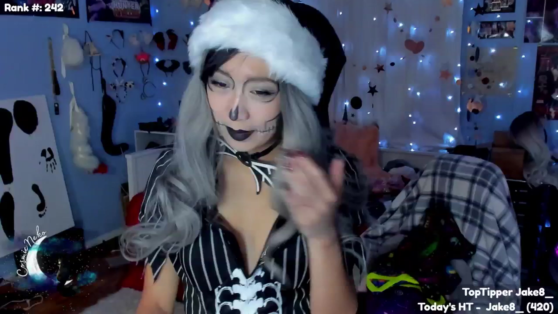 Gallery image thumbnail from CosmicNeko's myfreecams stream on, 11/01/2025, 03:56 image 6 of 20