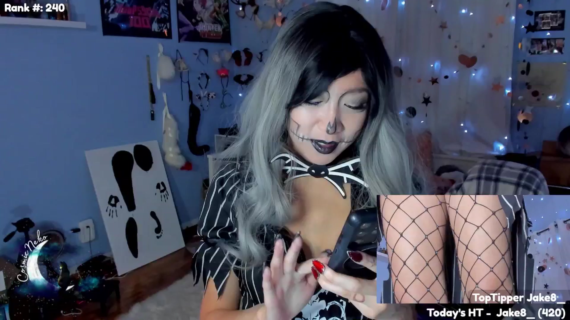 Gallery image thumbnail from CosmicNeko's myfreecams stream on, 11/01/2025, 03:56 image 16 of 20