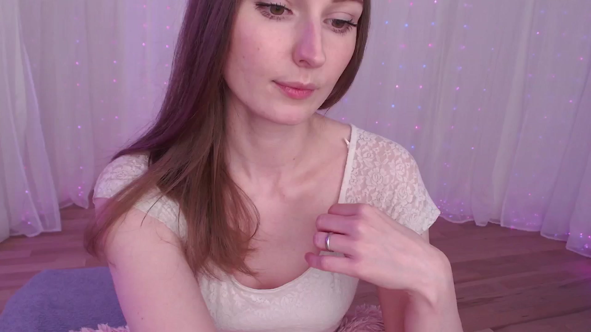 Gallery image thumbnail from Cosmo's myfreecams stream on, 06/29/2024, 07:16 image 4 of 20