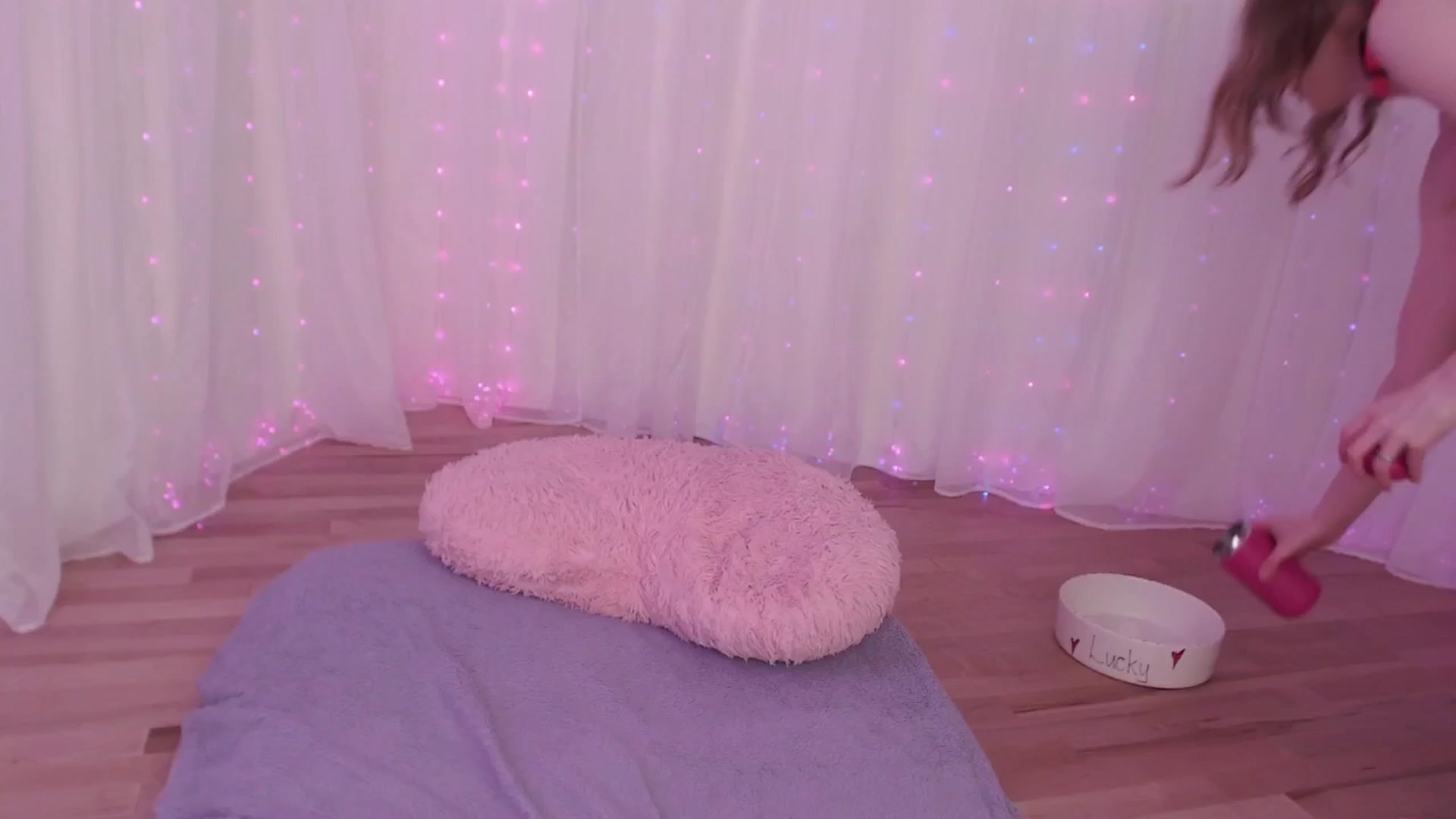 Gallery image thumbnail from Cosmo's myfreecams stream on, 07/02/2024, 07:00 image 17 of 20