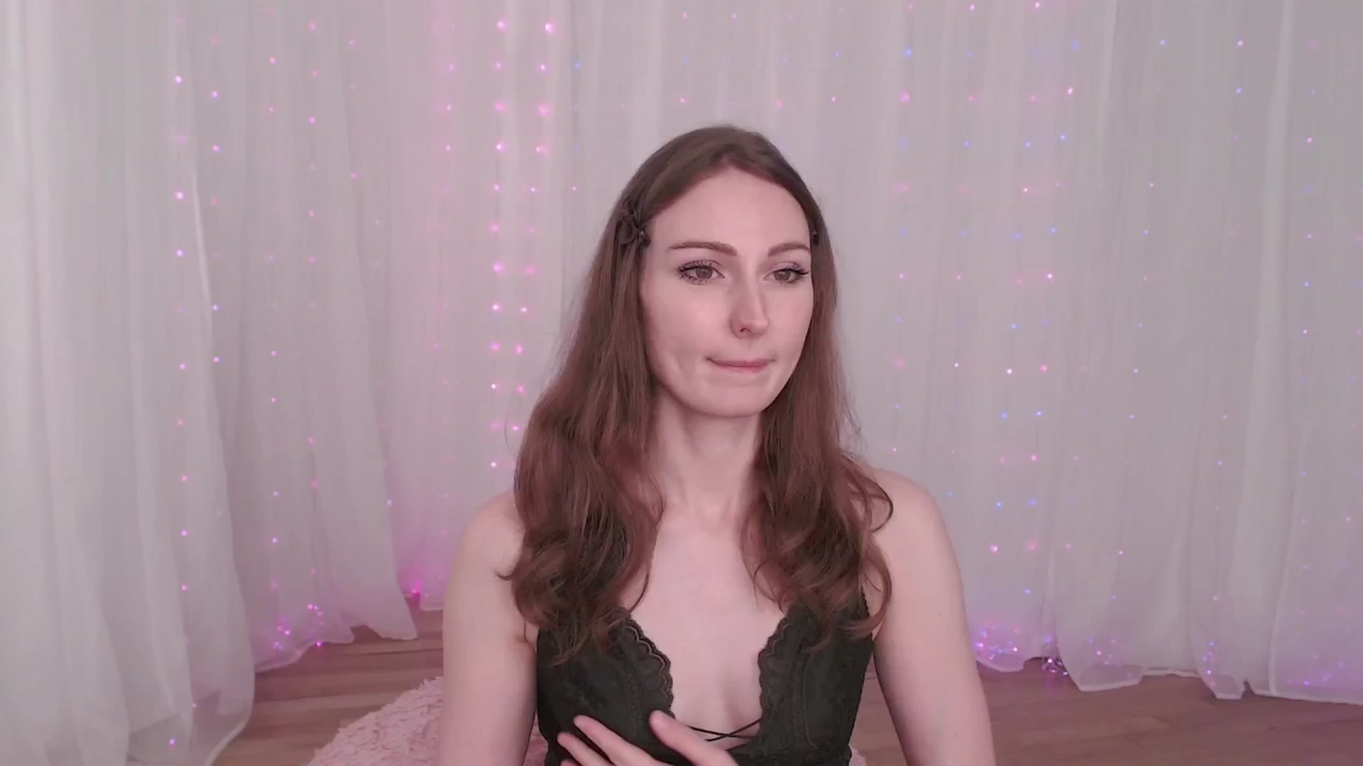 Gallery image thumbnail from Cosmo's myfreecams stream on, 07/09/2024, 03:34 image 4 of 20
