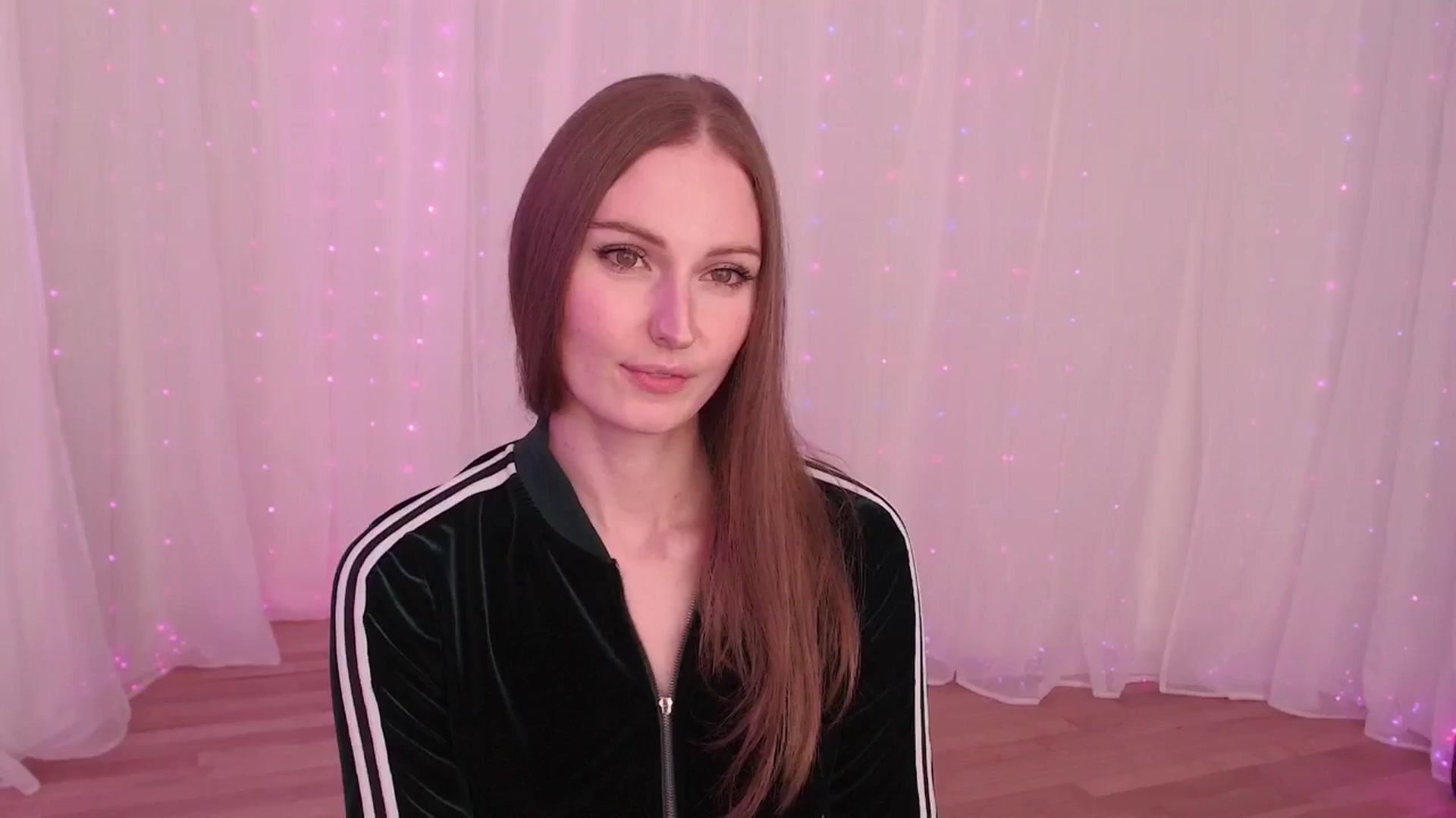 Gallery image thumbnail from Cosmo's myfreecams stream on, 10/01/2024, 06:14 image 2 of 20
