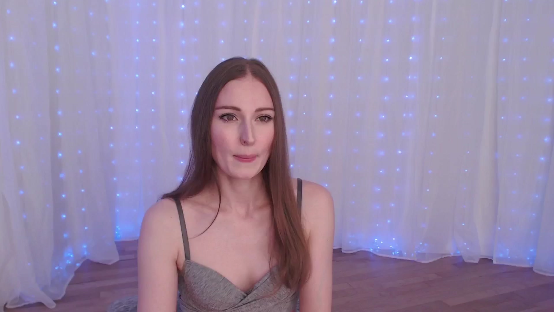 Gallery image thumbnail from Cosmo's myfreecams stream on, 10/07/2024, 23:10 image 4 of 20