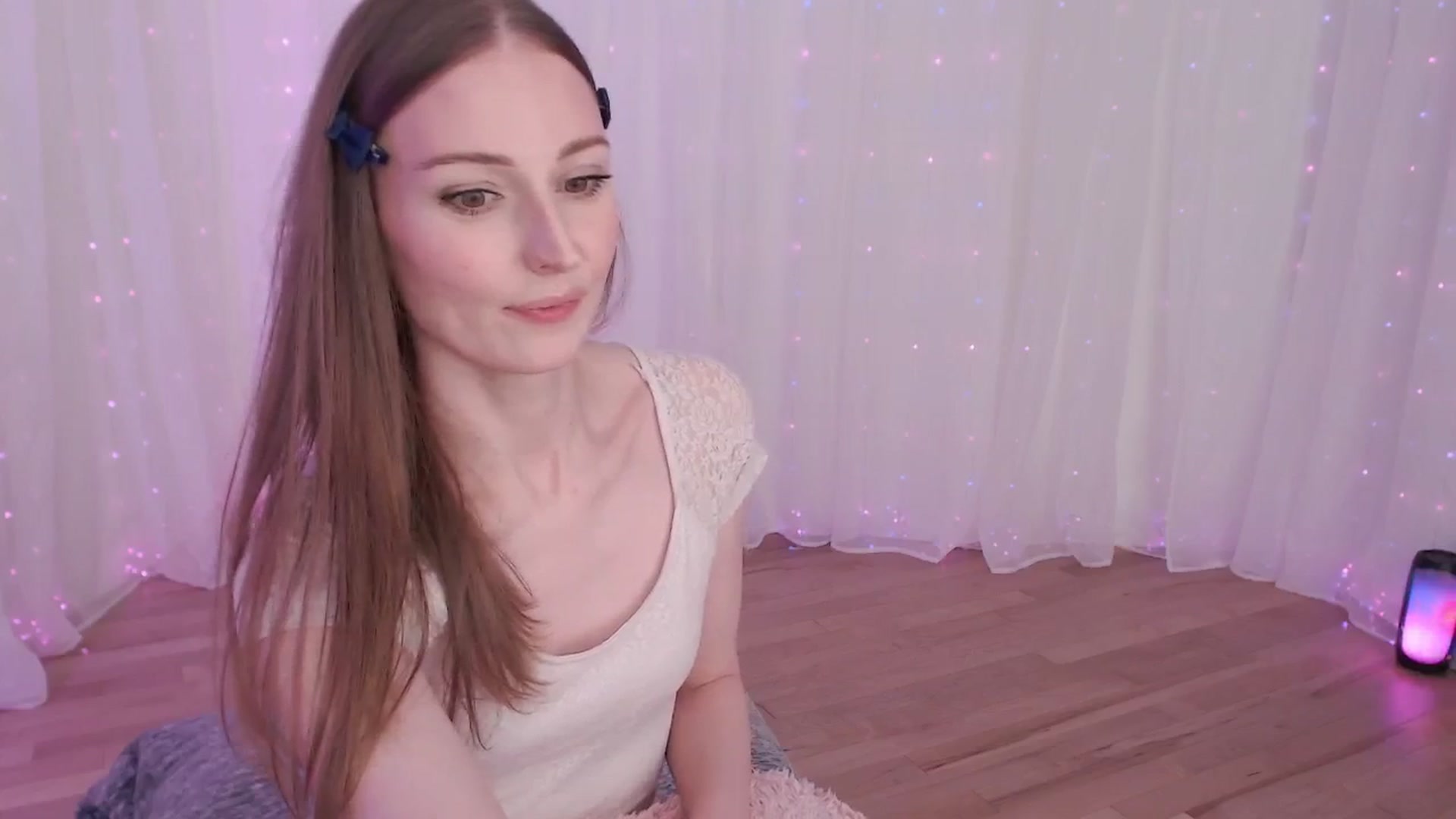 Gallery image thumbnail from Cosmo's myfreecams stream on, 11/02/2024, 01:56 image 10 of 20